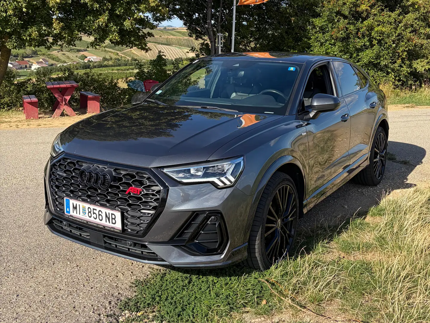 Audi Q3 Q3 40 TDI quattro S-line S-tronic S-line Grau - 1