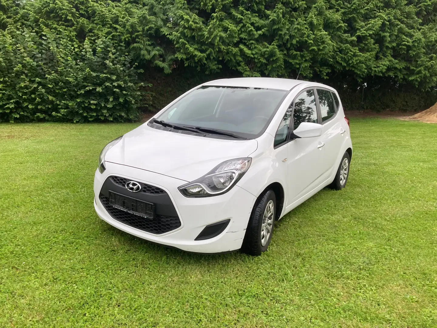Hyundai iX20 1.4 blue Passion Biały - 1
