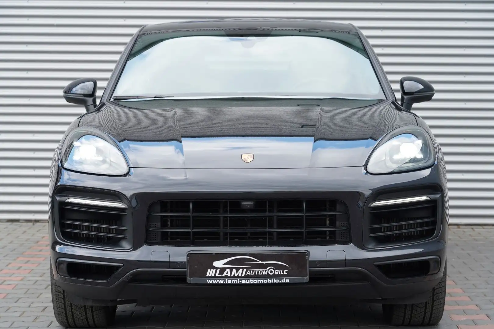 Porsche Cayenne Coupe E-Hybrid CHRONO PANO LUFT KEYLESS Schwarz - 2