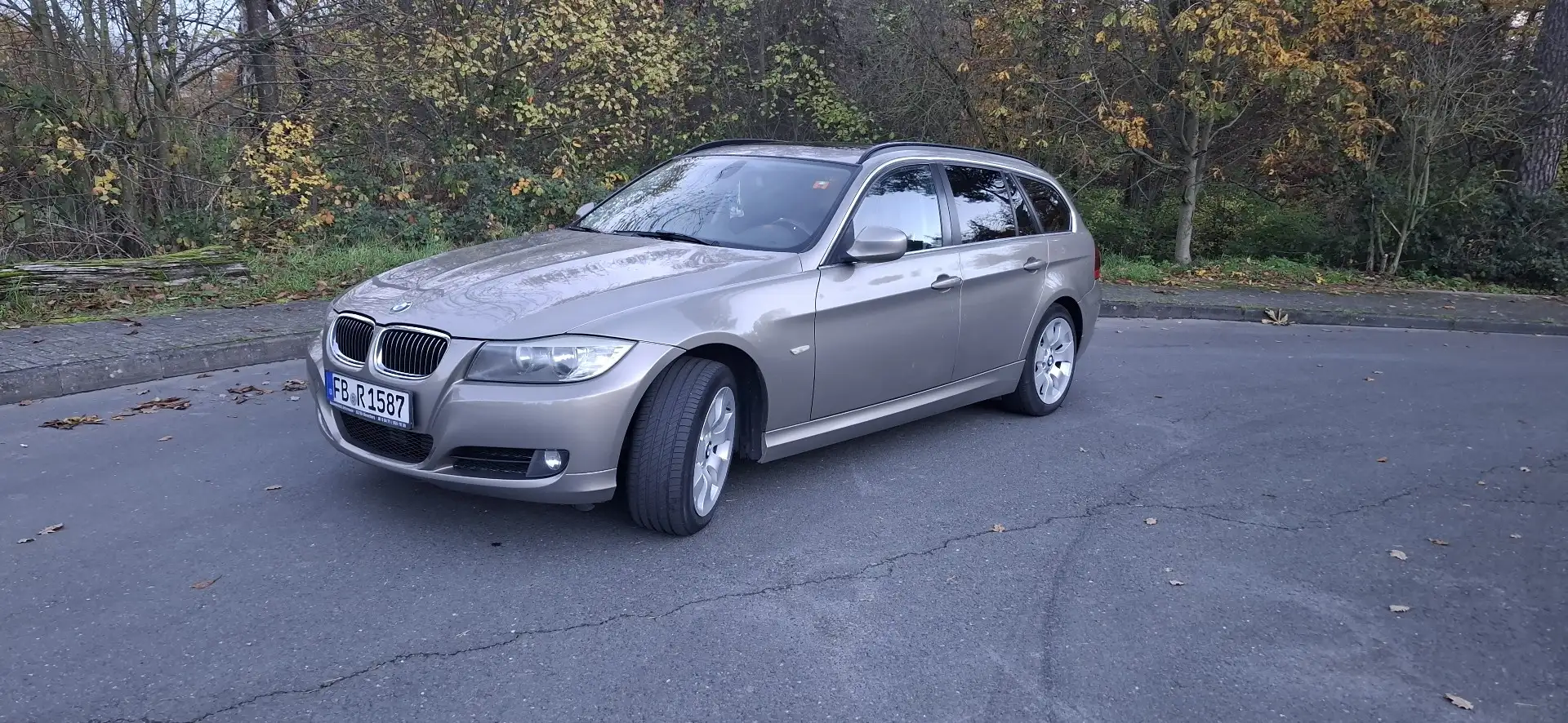 BMW 325 325d DPF Touring Aut. - 1