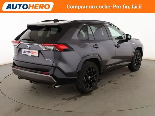 Toyota Rav4 view 6