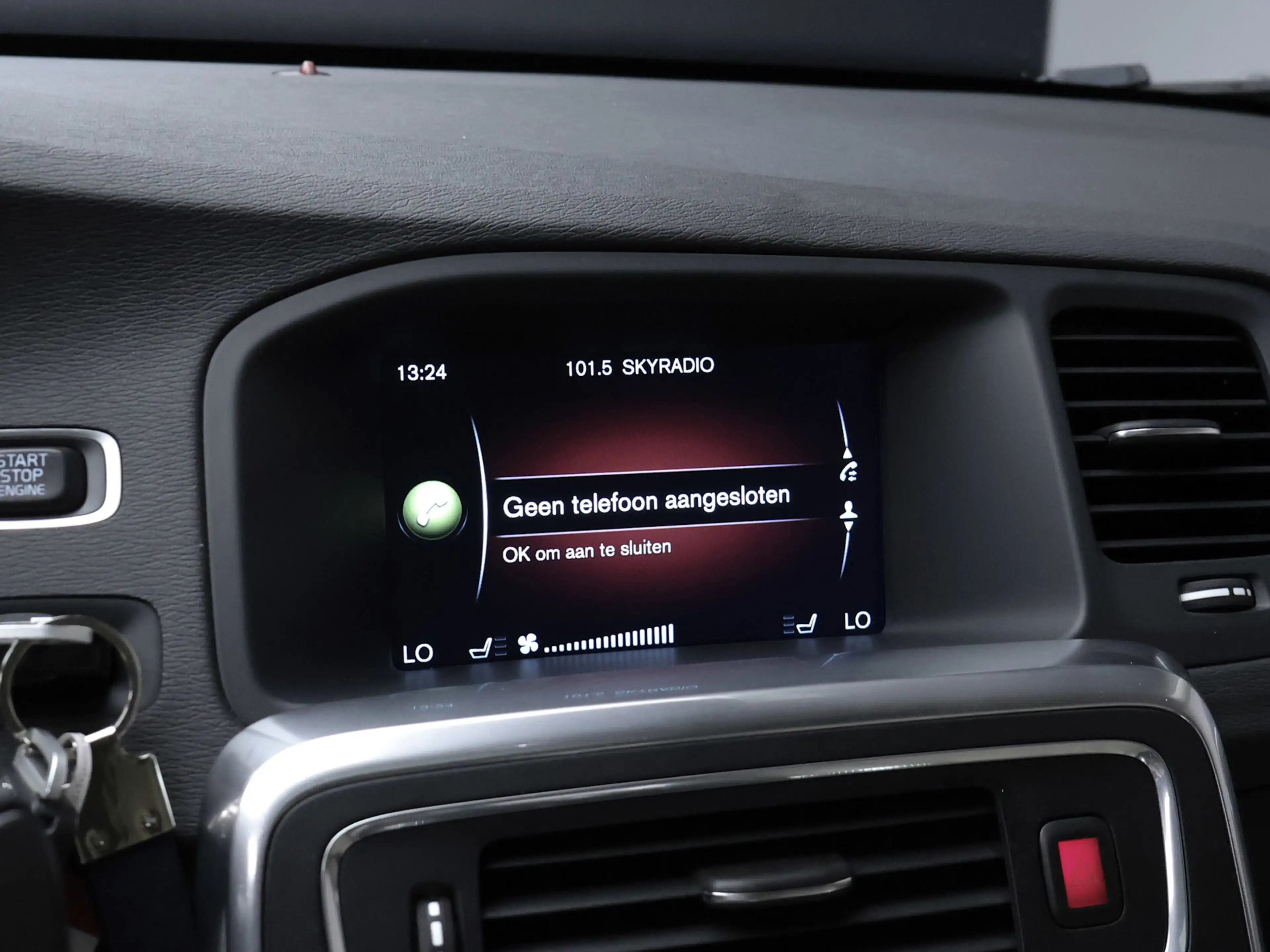 Volvo S60 2.0 T4 Summum Sport (SCHUIFDAK,NAVI,CAMERA,STOEL/S — photo 15