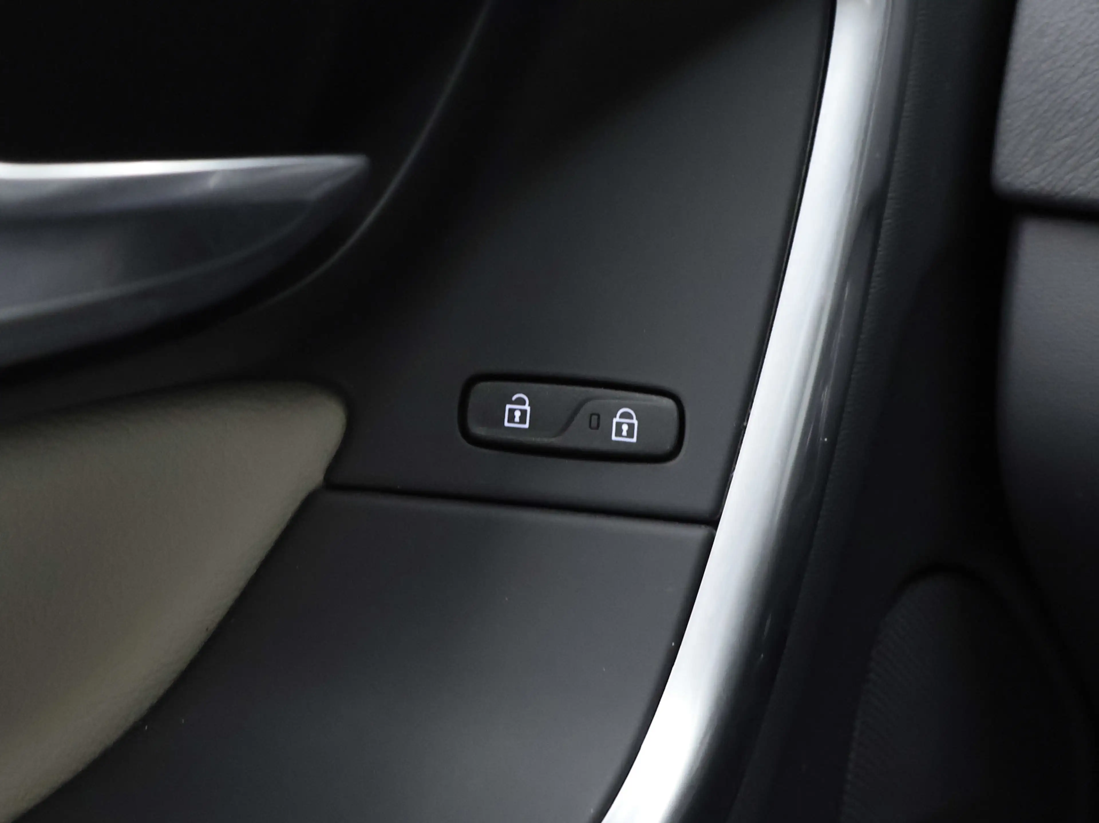 Volvo S60 2.0 T4 Summum Sport (SCHUIFDAK,NAVI,CAMERA,STOEL/S — photo 23