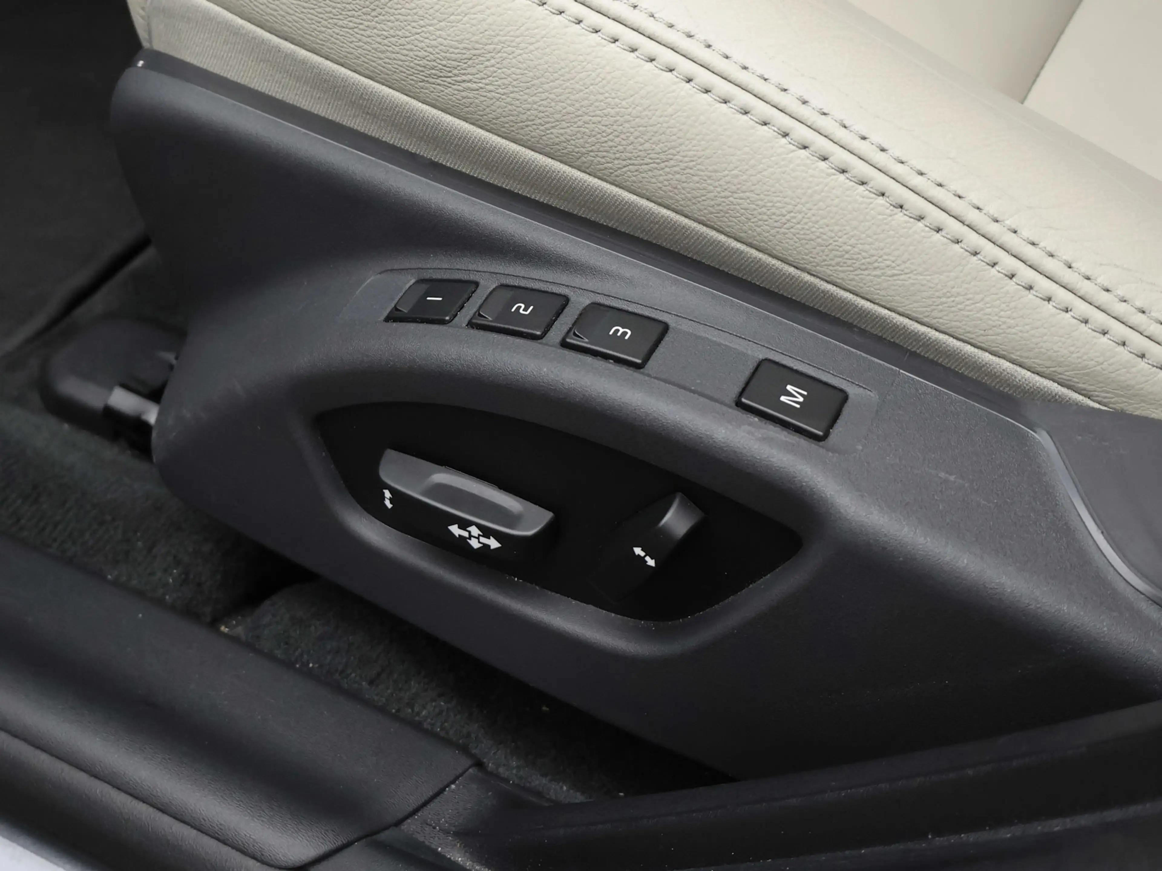 Volvo S60 2.0 T4 Summum Sport (SCHUIFDAK,NAVI,CAMERA,STOEL/S — photo 27
