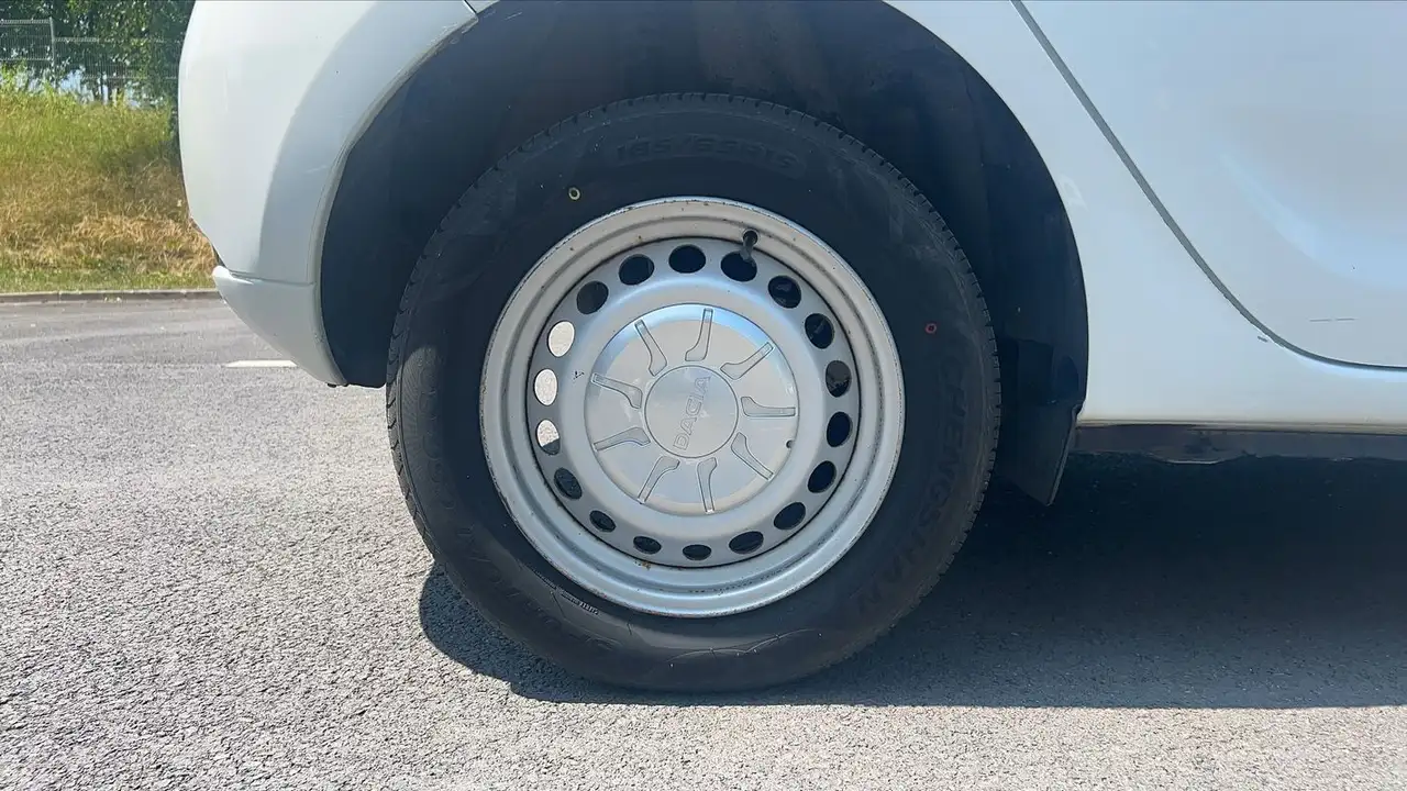 Dacia Sandero Sandero — photo 16