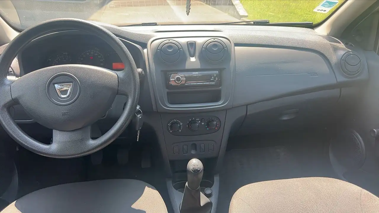 Dacia Sandero Sandero — photo 11