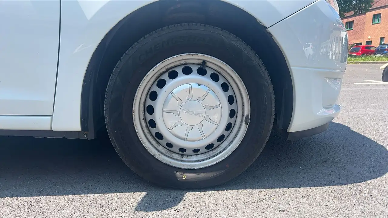 Dacia Sandero Sandero — photo 17