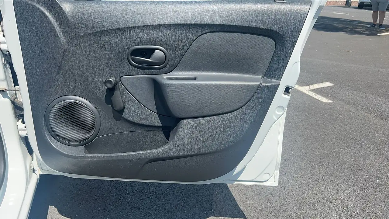 Dacia Sandero Sandero — photo 23