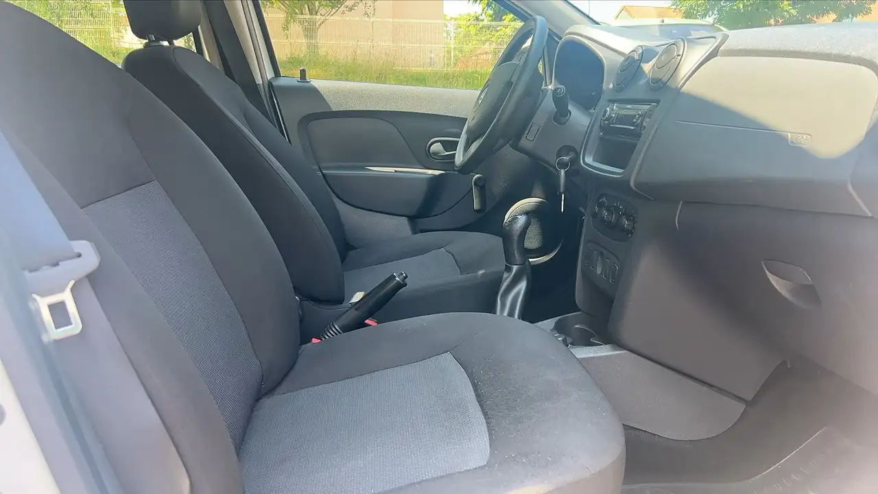Dacia Sandero Sandero — photo 27