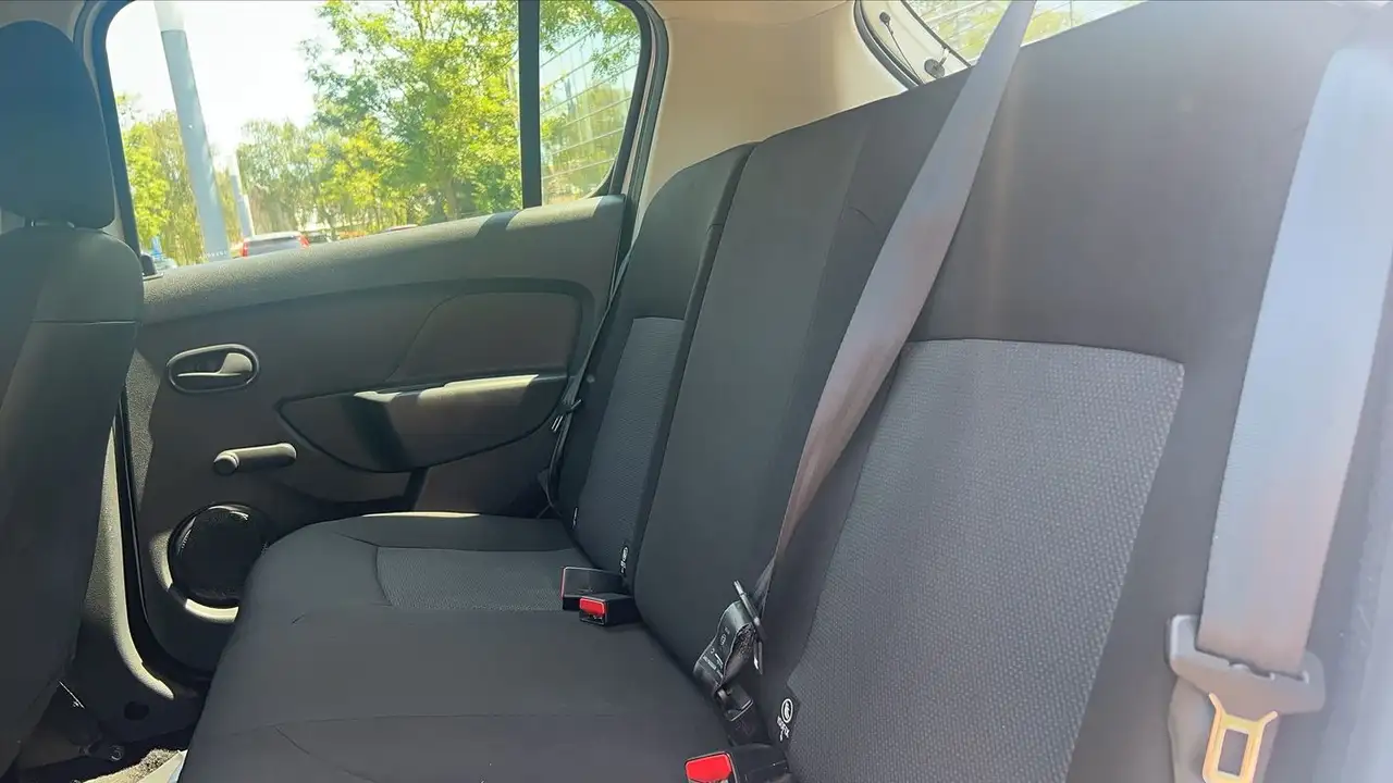 Dacia Sandero Sandero — photo 9