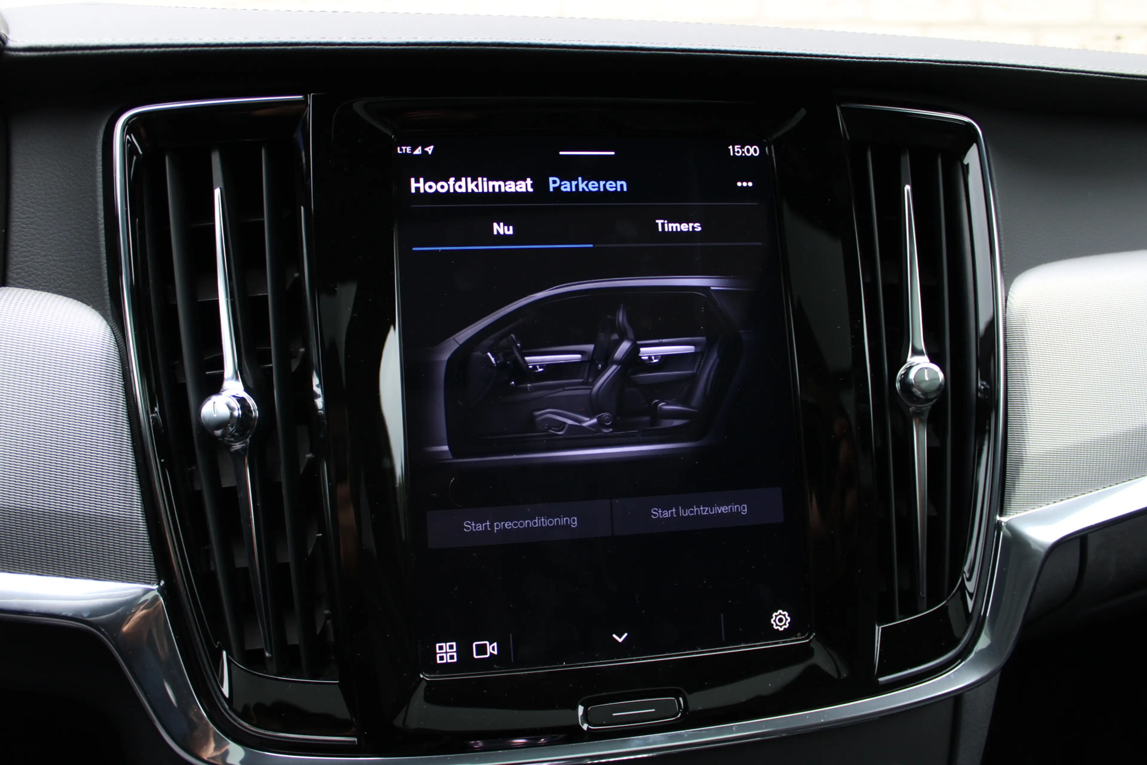 Volvo V90 2.0 T8 Plug-in hybrid AWD Ultimate Dark | Panorama — photo 26