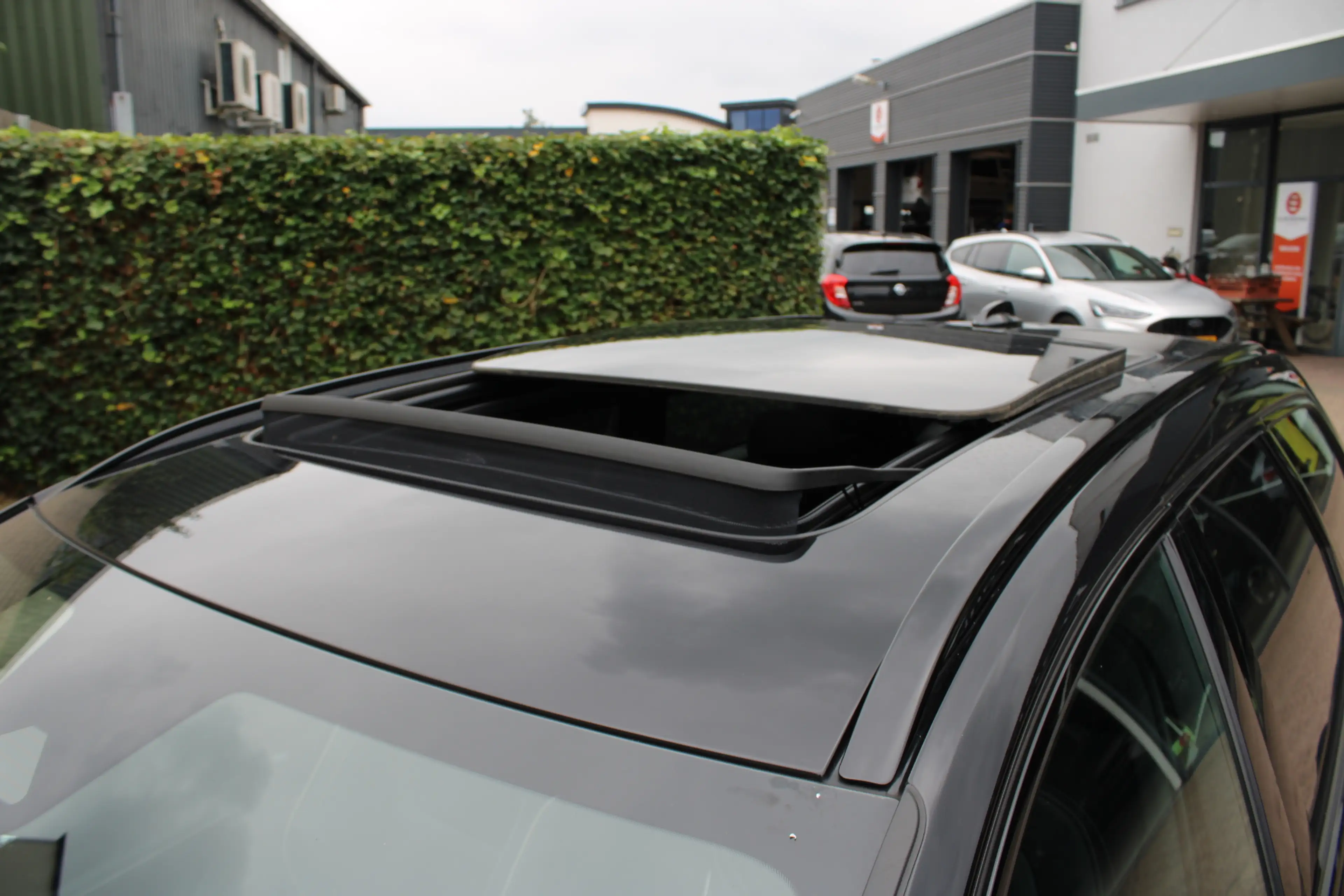 Volvo V90 2.0 T8 Plug-in hybrid AWD Ultimate Dark | Panorama — photo 13