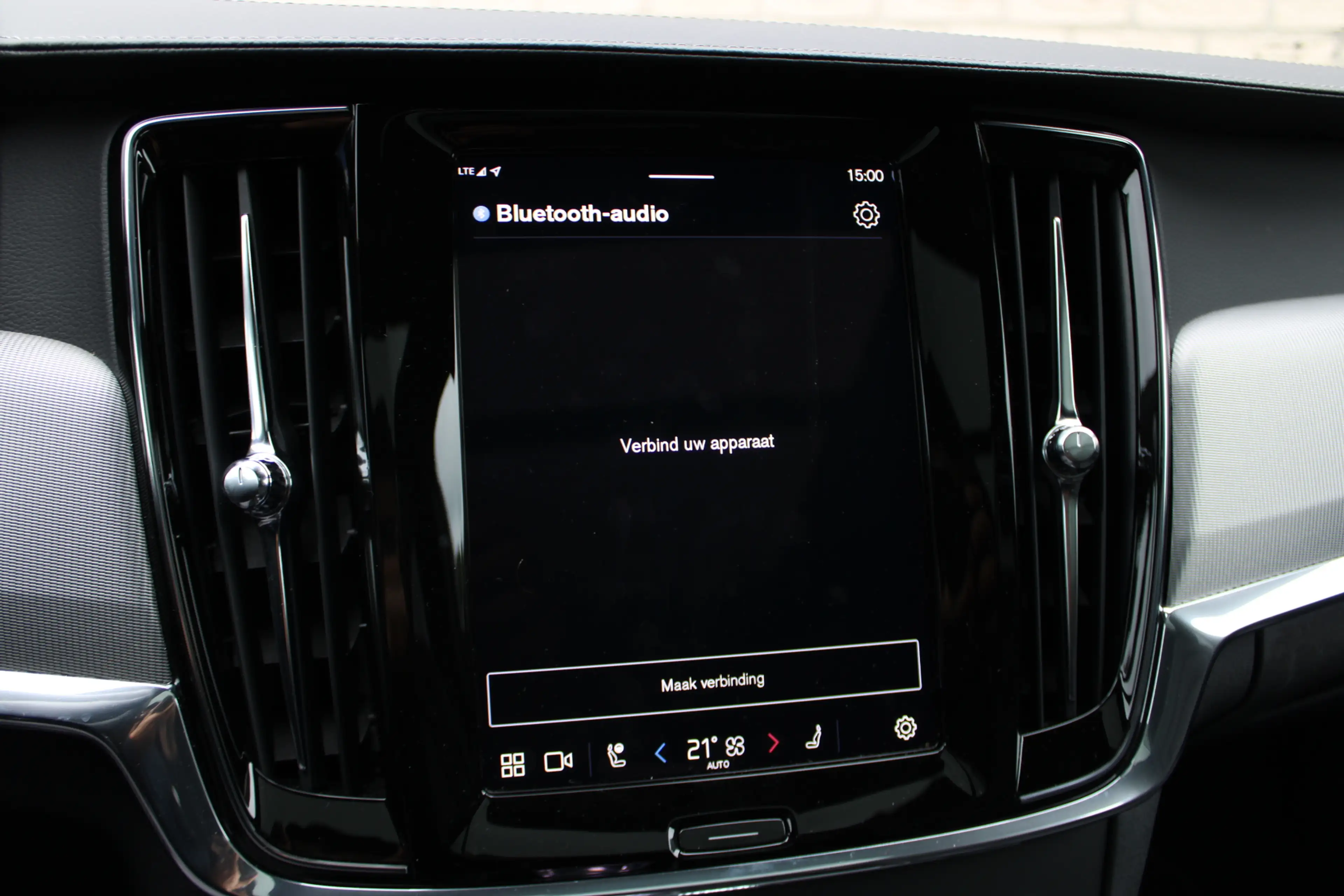 Volvo V90 2.0 T8 Plug-in hybrid AWD Ultimate Dark | Panorama — photo 28