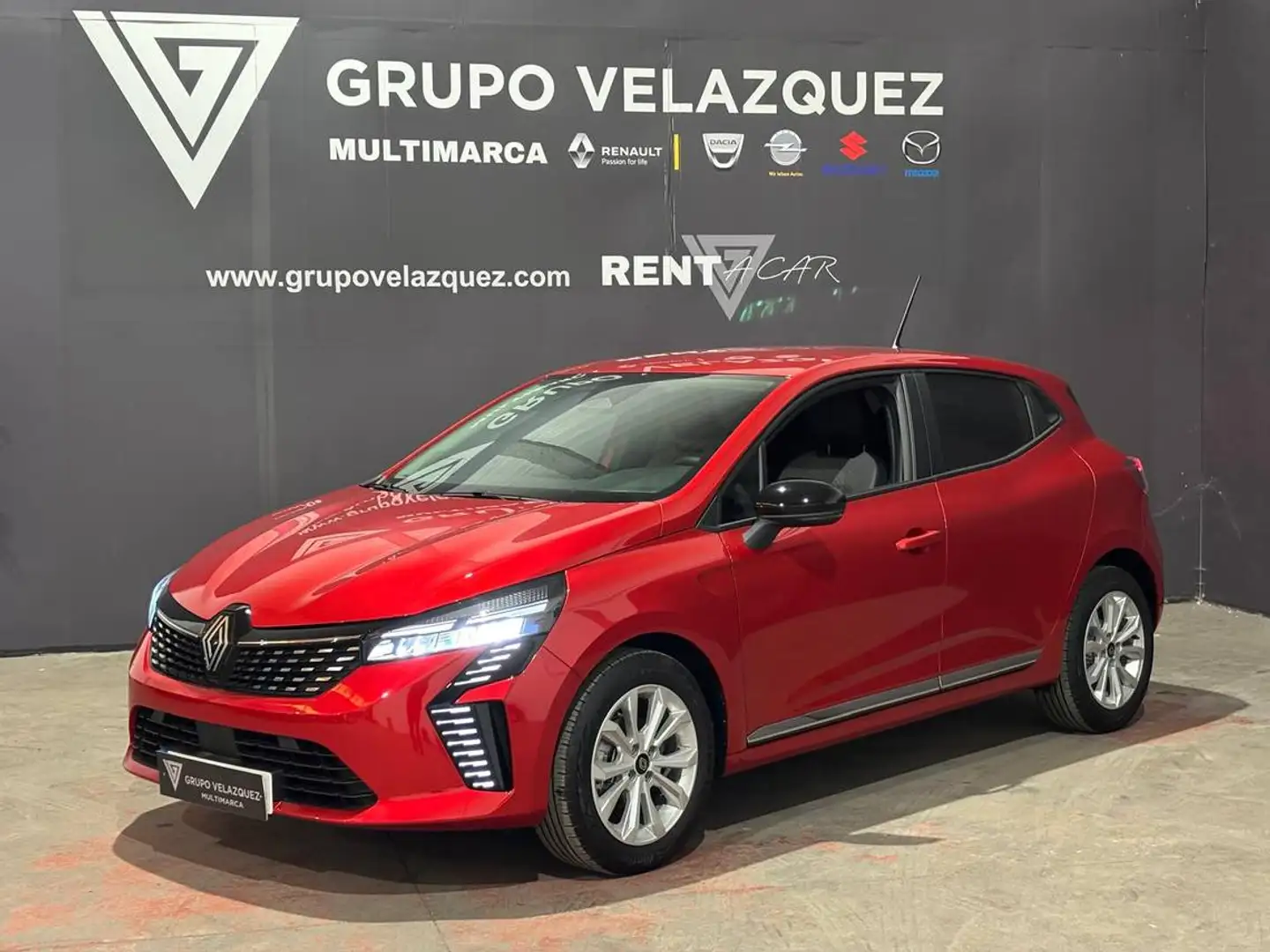 Renault Clio TCe Evolution 67kW Rojo - 1