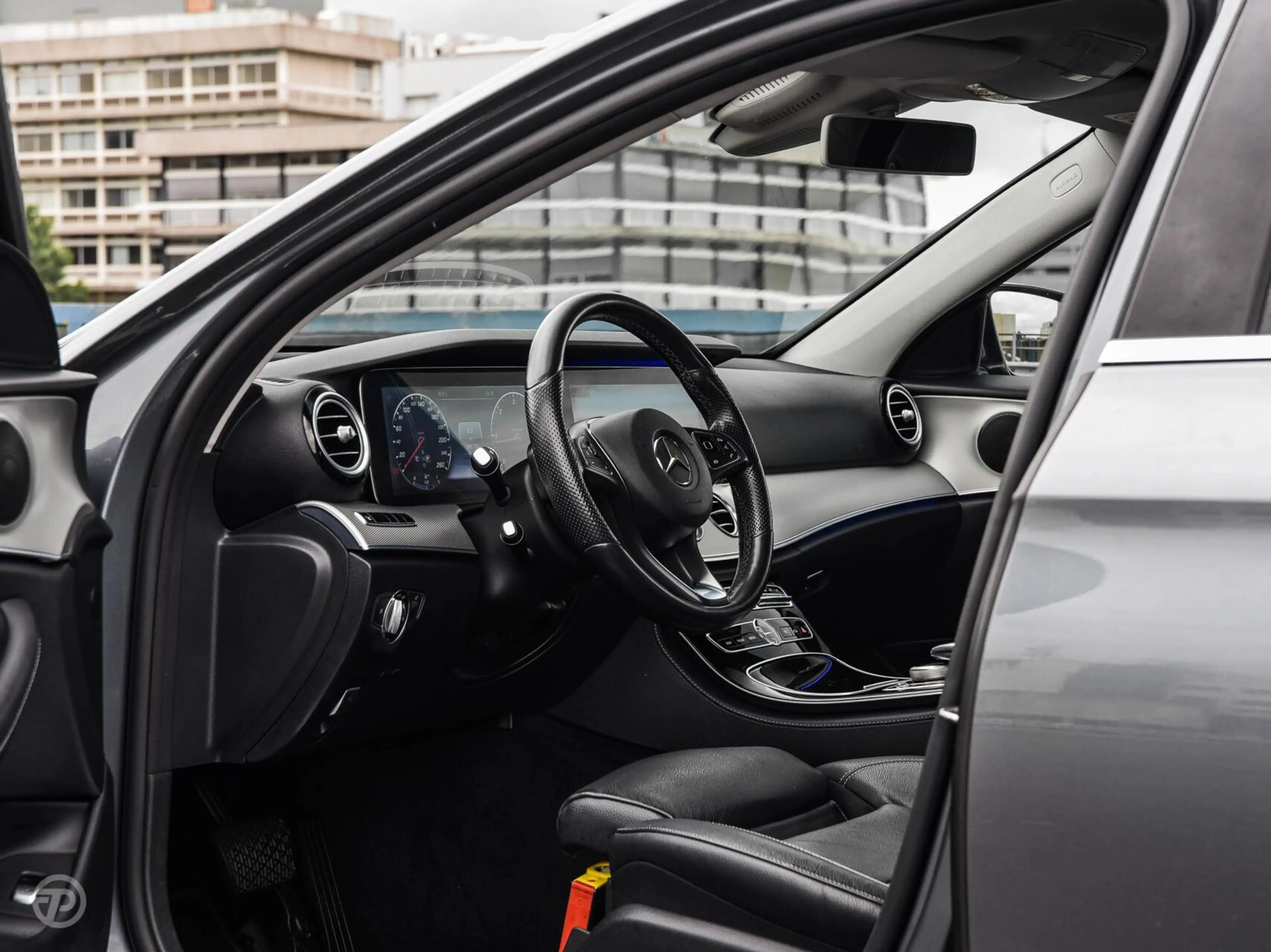 Mercedes-Benz E 220 d 220 d Ambition | Leder | HUD | Widescreen | Trek — photo 10