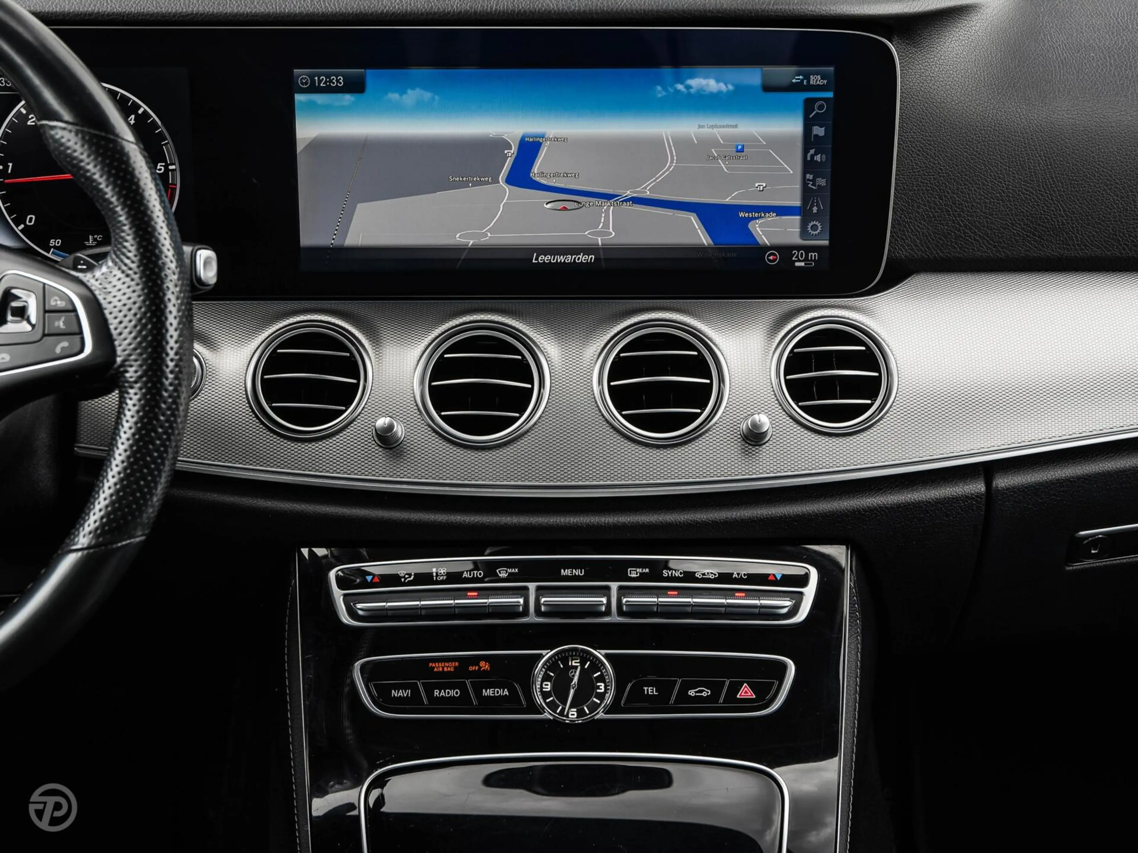 Mercedes-Benz E 220 d 220 d Ambition | Leder | HUD | Widescreen | Trek — photo 23