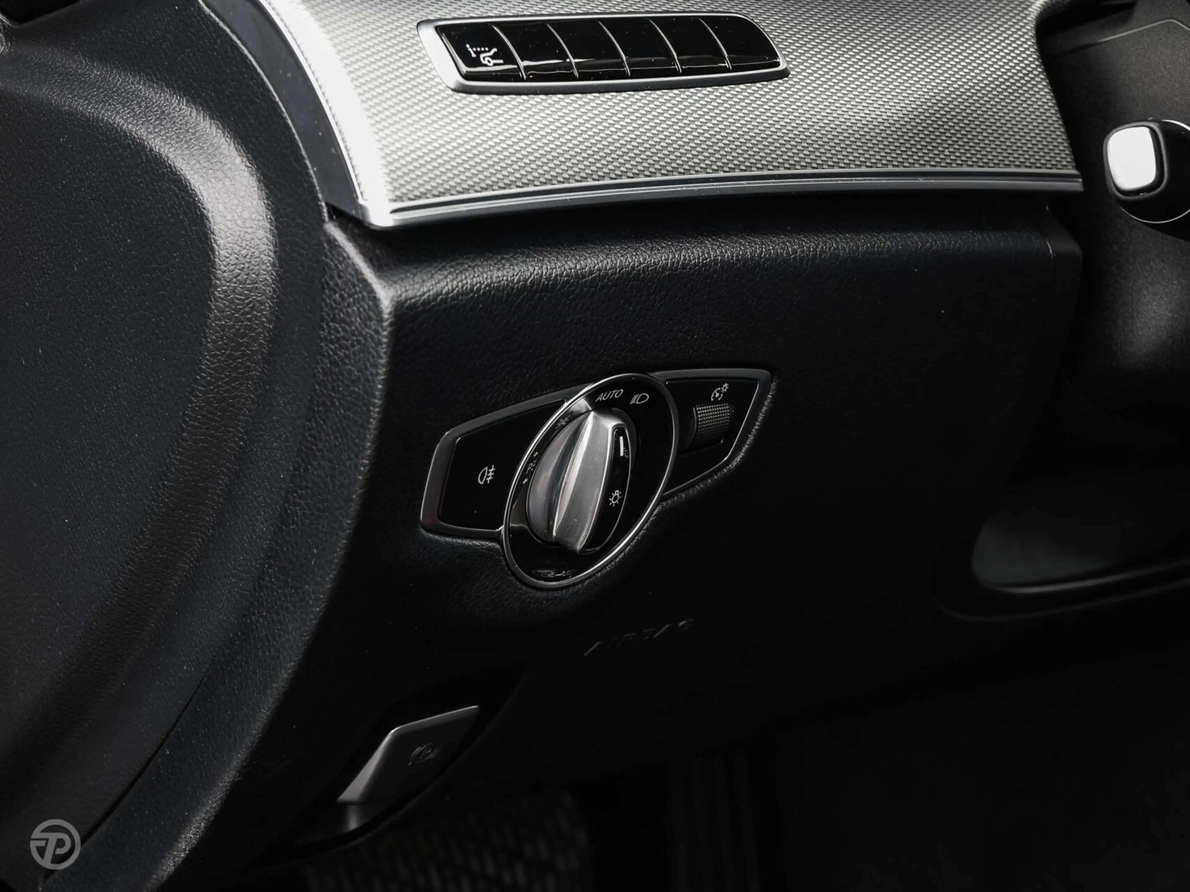 Mercedes-Benz E 220 d 220 d Ambition | Leder | HUD | Widescreen | Trek — photo 38