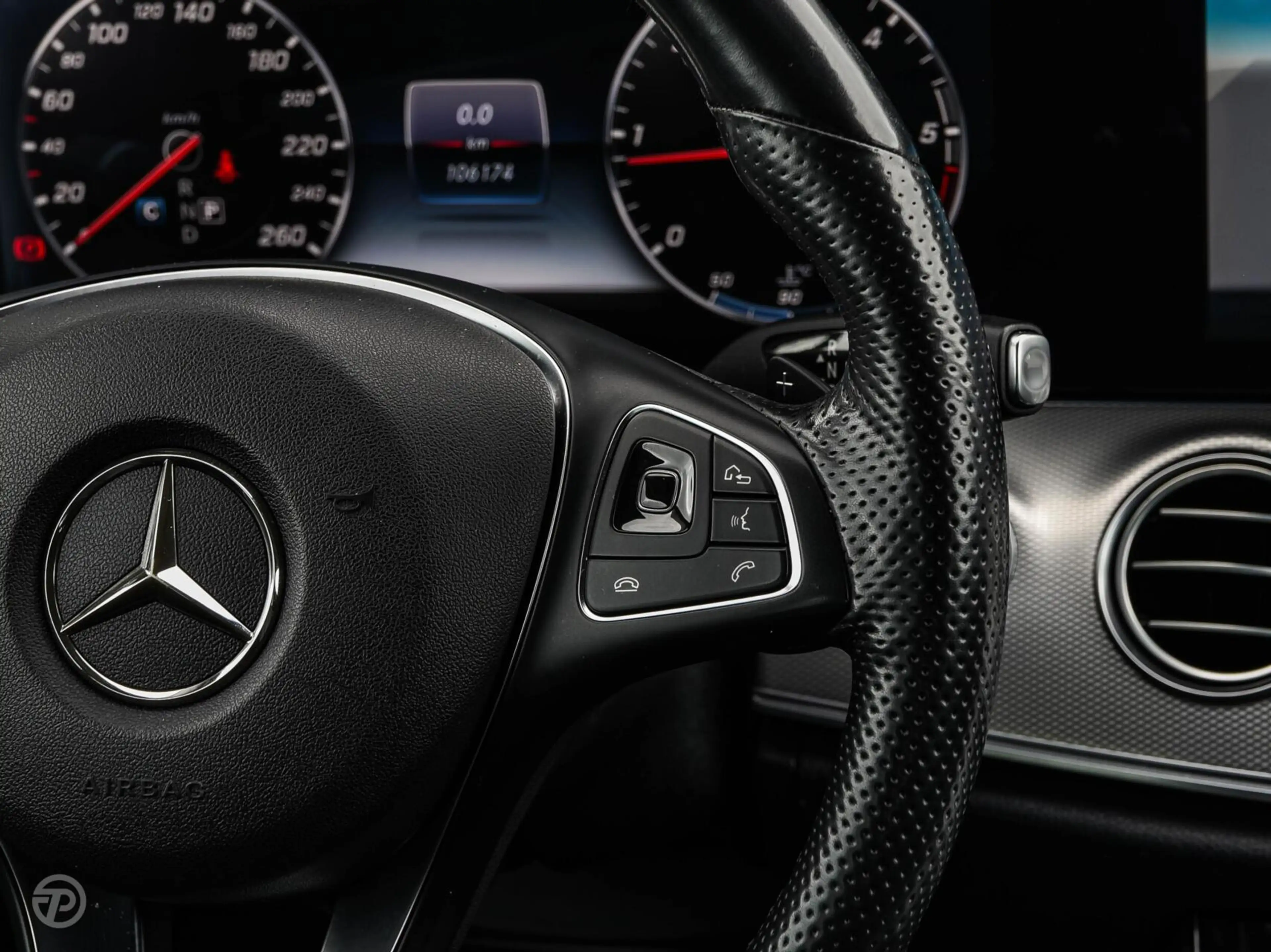 Mercedes-Benz E 220 d 220 d Ambition | Leder | HUD | Widescreen | Trek — photo 18