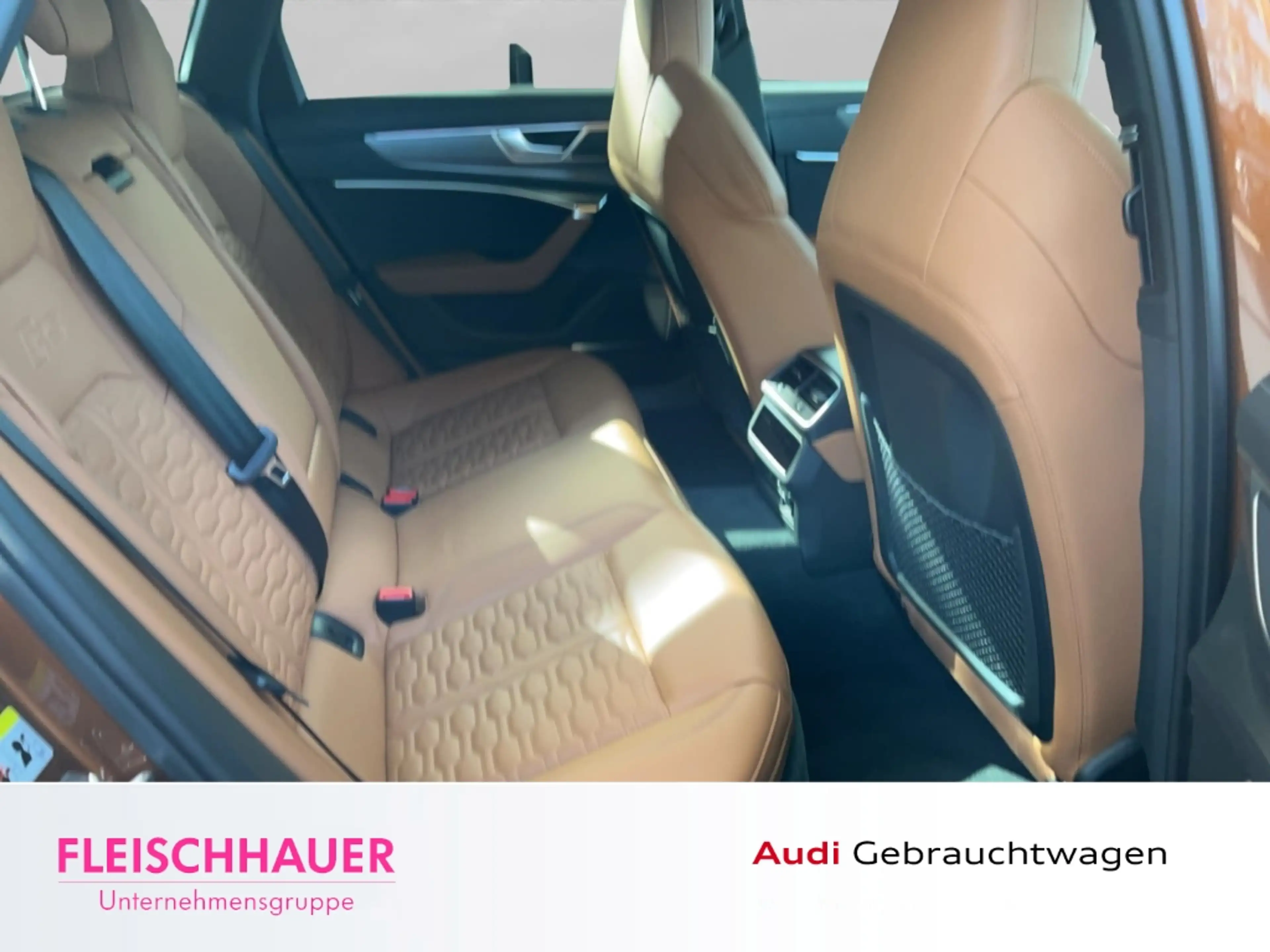 Audi RS6 Avant quattro HUD+MATRIX+AHK+PANO+DYNAMIC-PAKET+KA — photo 10