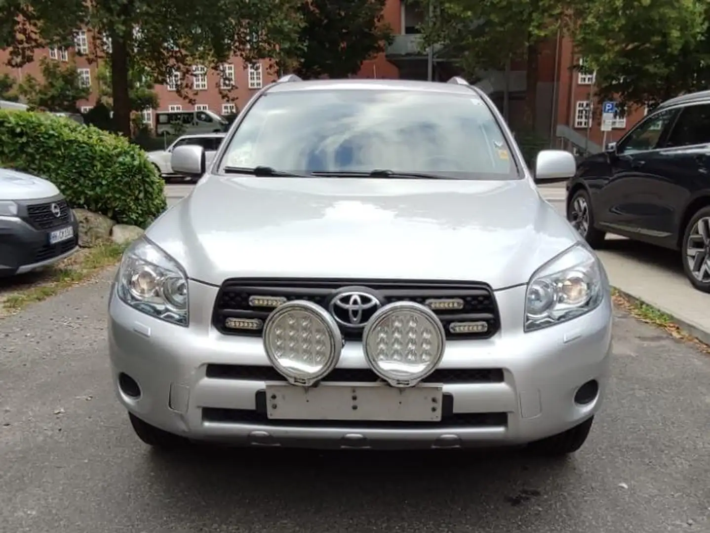 Toyota RAV 4 Toyota Rav4 D4D 2,2 Silber - 1