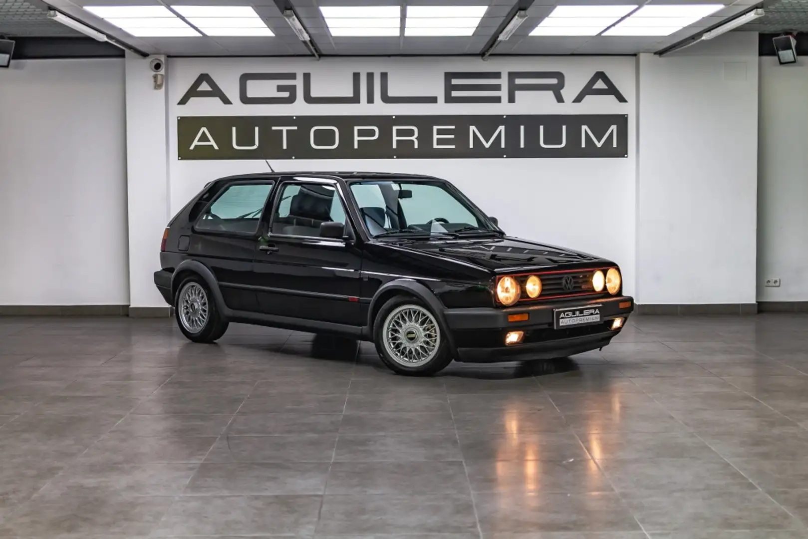 Volkswagen Golf GTI 1.8 G60 160 Negro - 1
