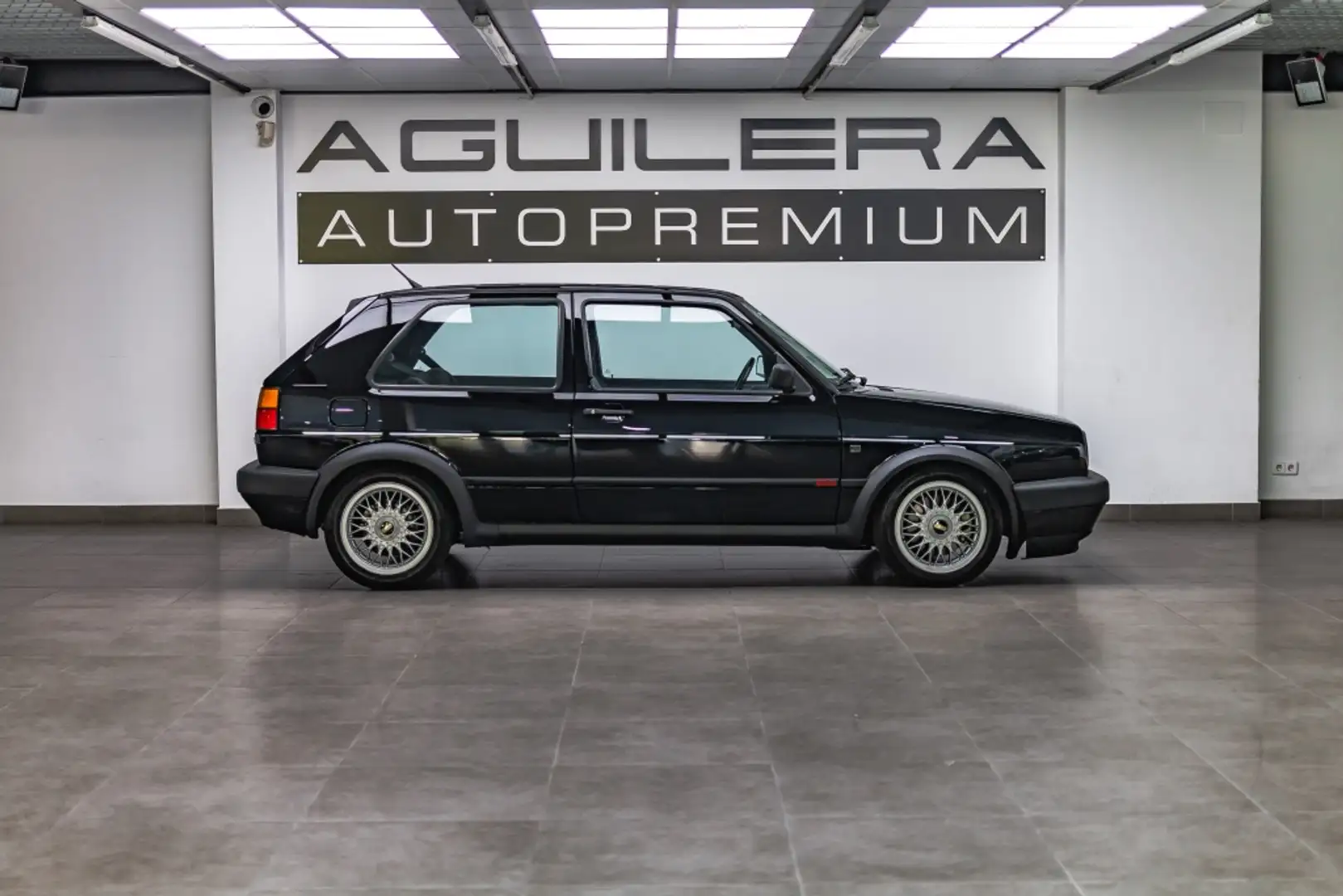 Volkswagen Golf GTI 1.8 G60 160 Negro - 2