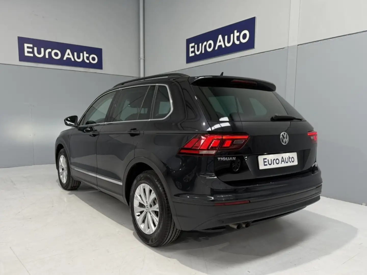 Volkswagen Tiguan 2.0TDI Life DSG 110kW Negro - 2