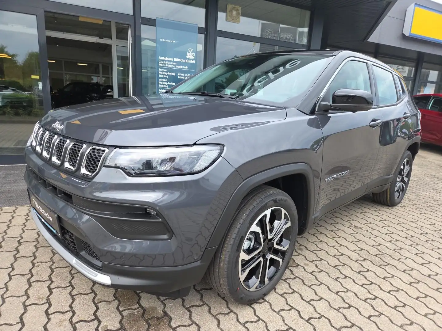 Jeep Compass Altitude Mild-Hybrid FWD 1.5 M-Air Andro Grau - 2