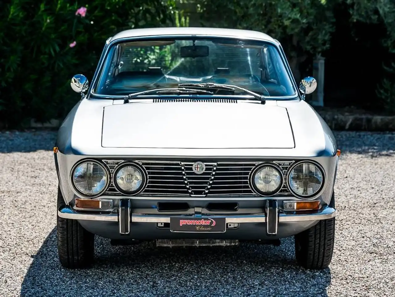Alfa Romeo 2000 GT Veloce, foto 2