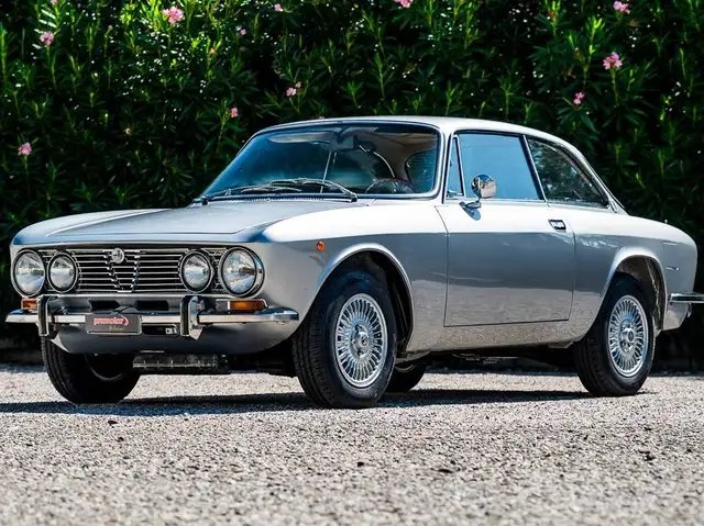 Alfa Romeo 2000 GT Veloce
