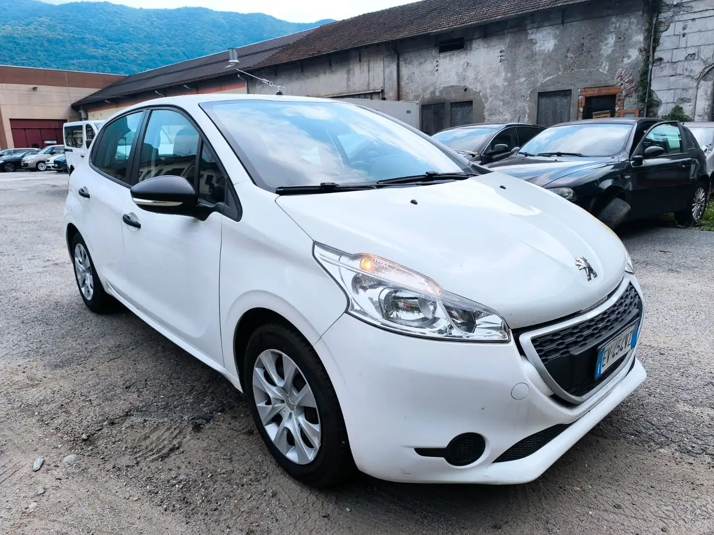 Peugeot 208 208 I 2012 5p 1.0 puretech (vti) 12v Access Bianco - 1