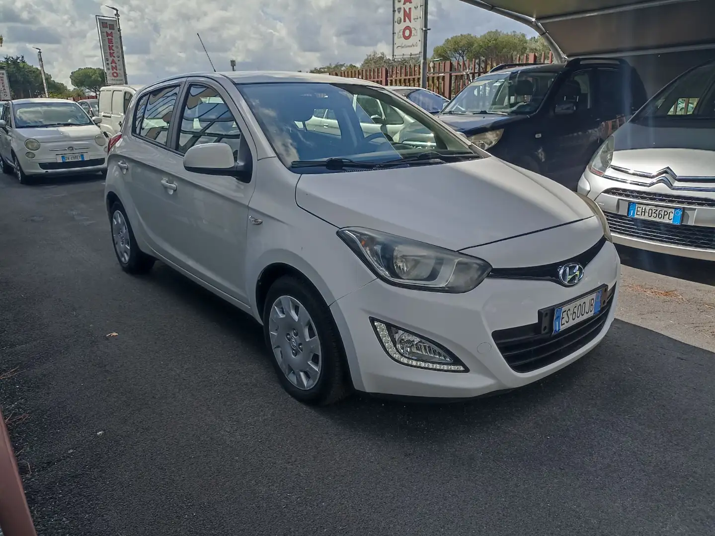Hyundai i20 1.2 75 cv Crdi Sound Edition Ok Neopatentati Weiß - 2