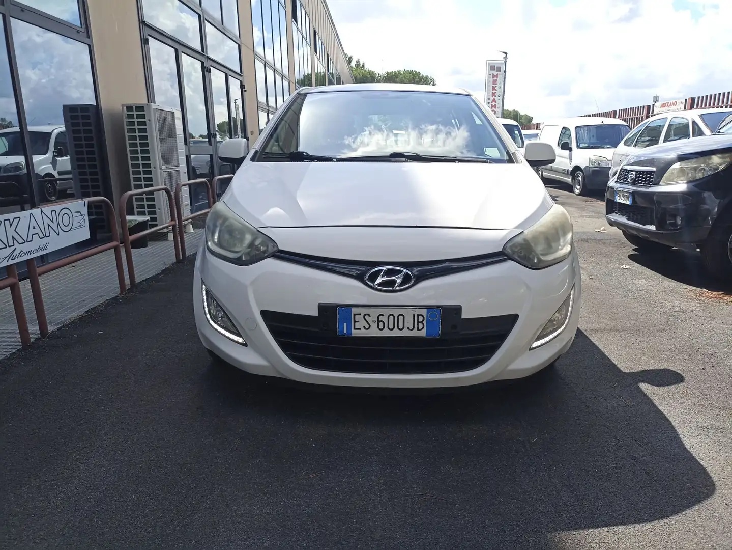 Hyundai i20 1.2 75 cv Crdi Sound Edition Ok Neopatentati Weiß - 1