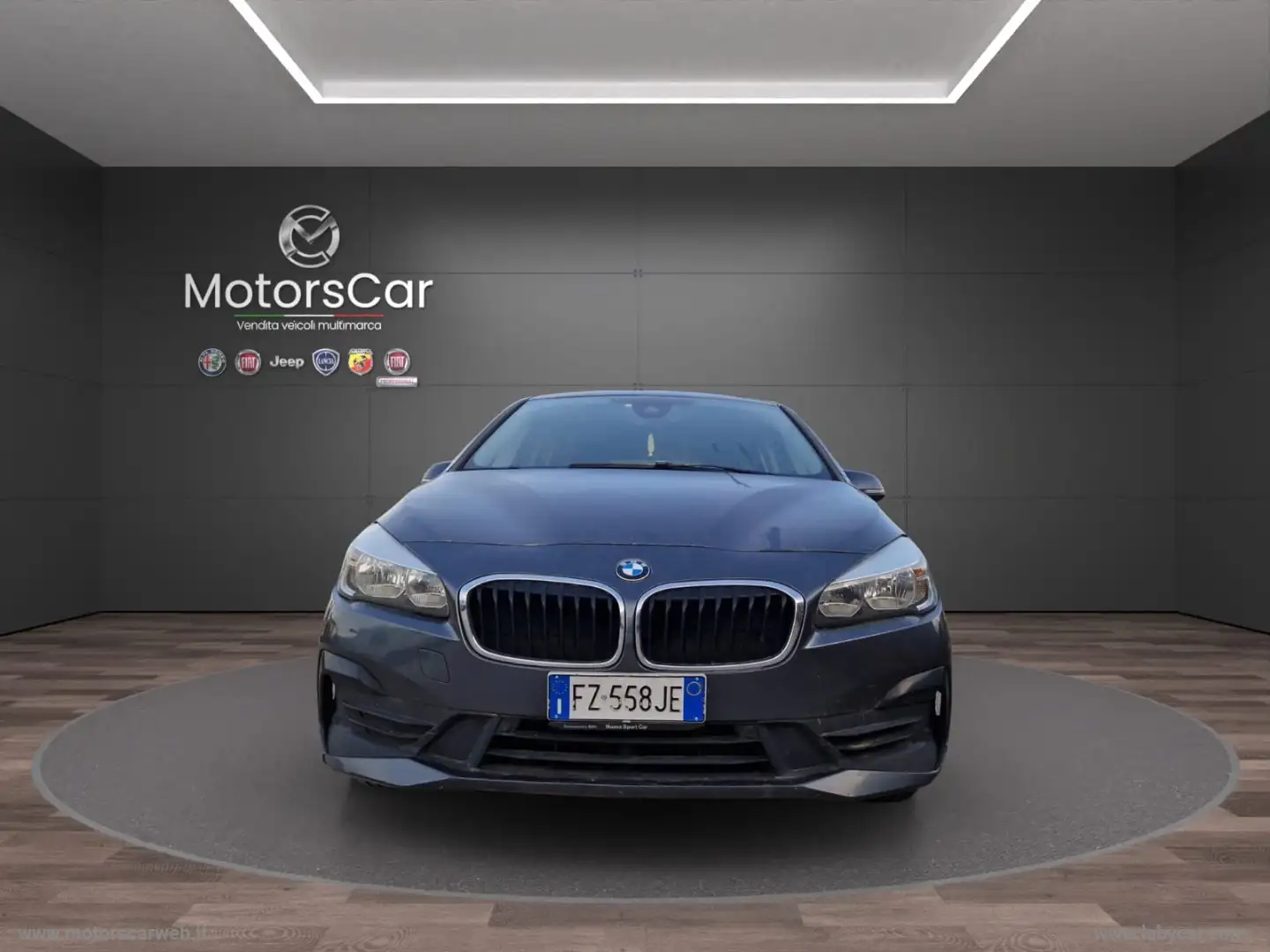 BMW 216 216d Gran Tourer Sport Šedá - 2