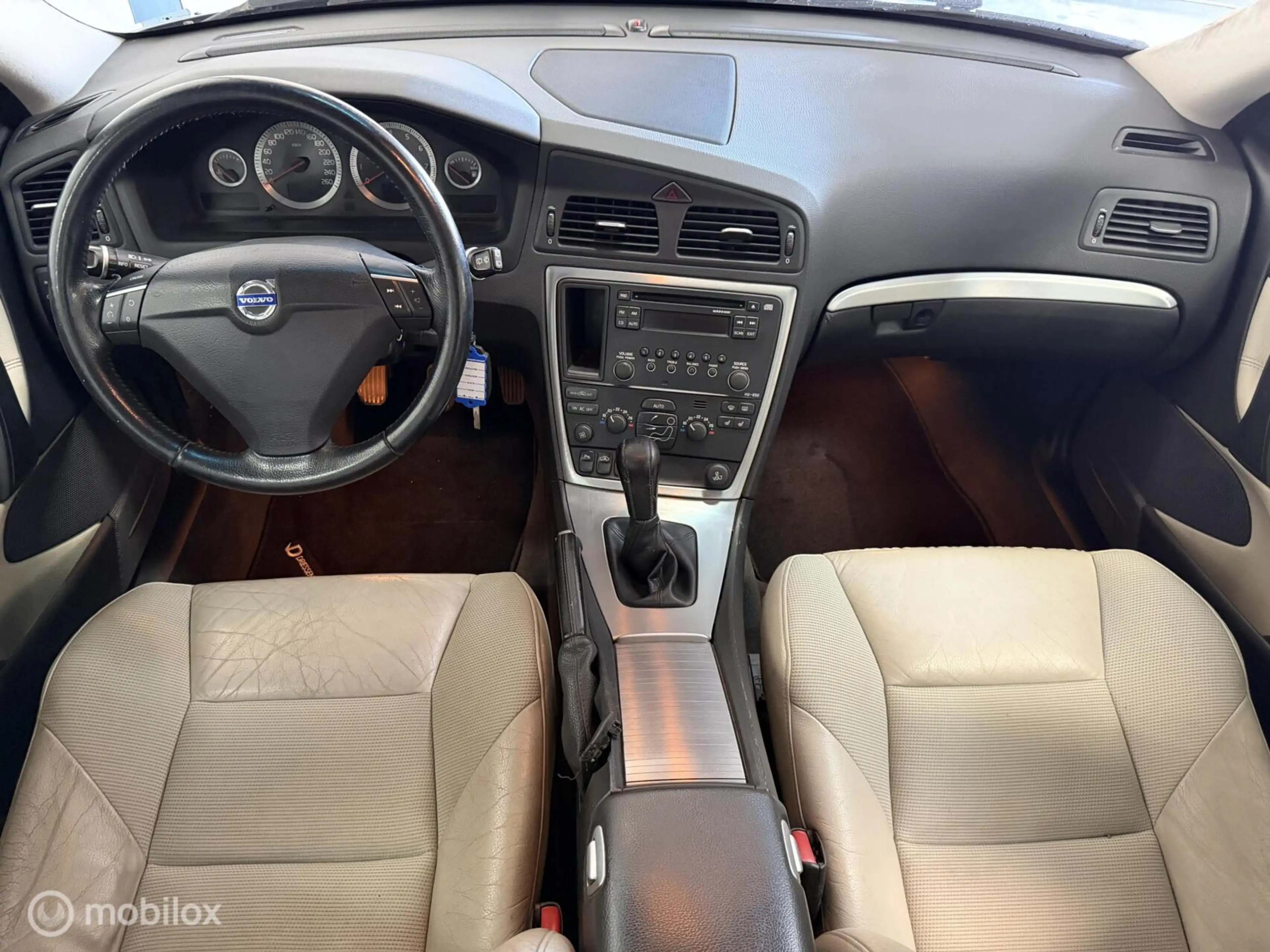 Volvo V70 2.4 Edition Classic 170PK — photo 3