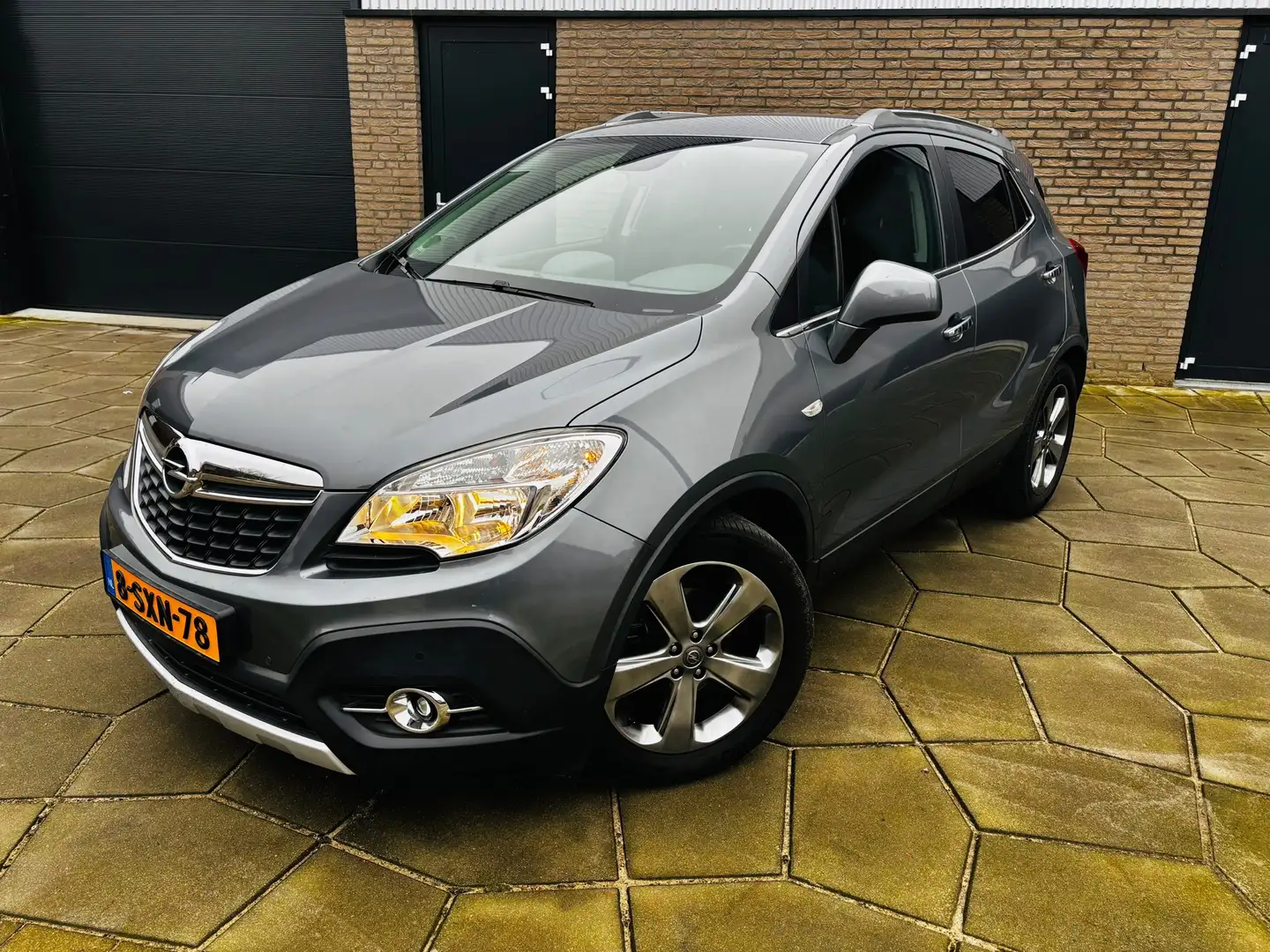 Opel Mokka 1.6 Cosmo|Trekhaak |Half leder |Cruise-Lim.| 18 In Grau - 1