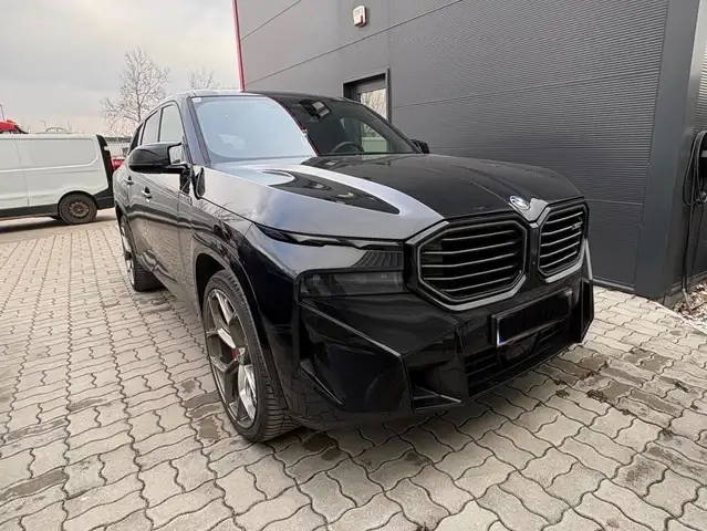 BMW XM 50 e Ansicht 3