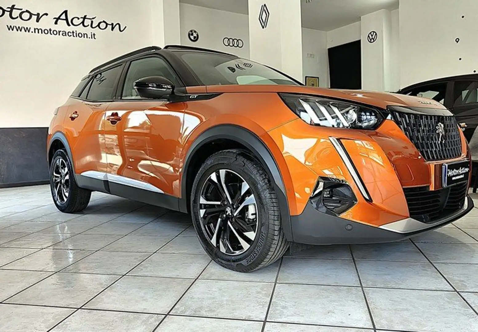 Peugeot 2008 1.5 bluehdi GT Tetto Apribile Arancione - 1