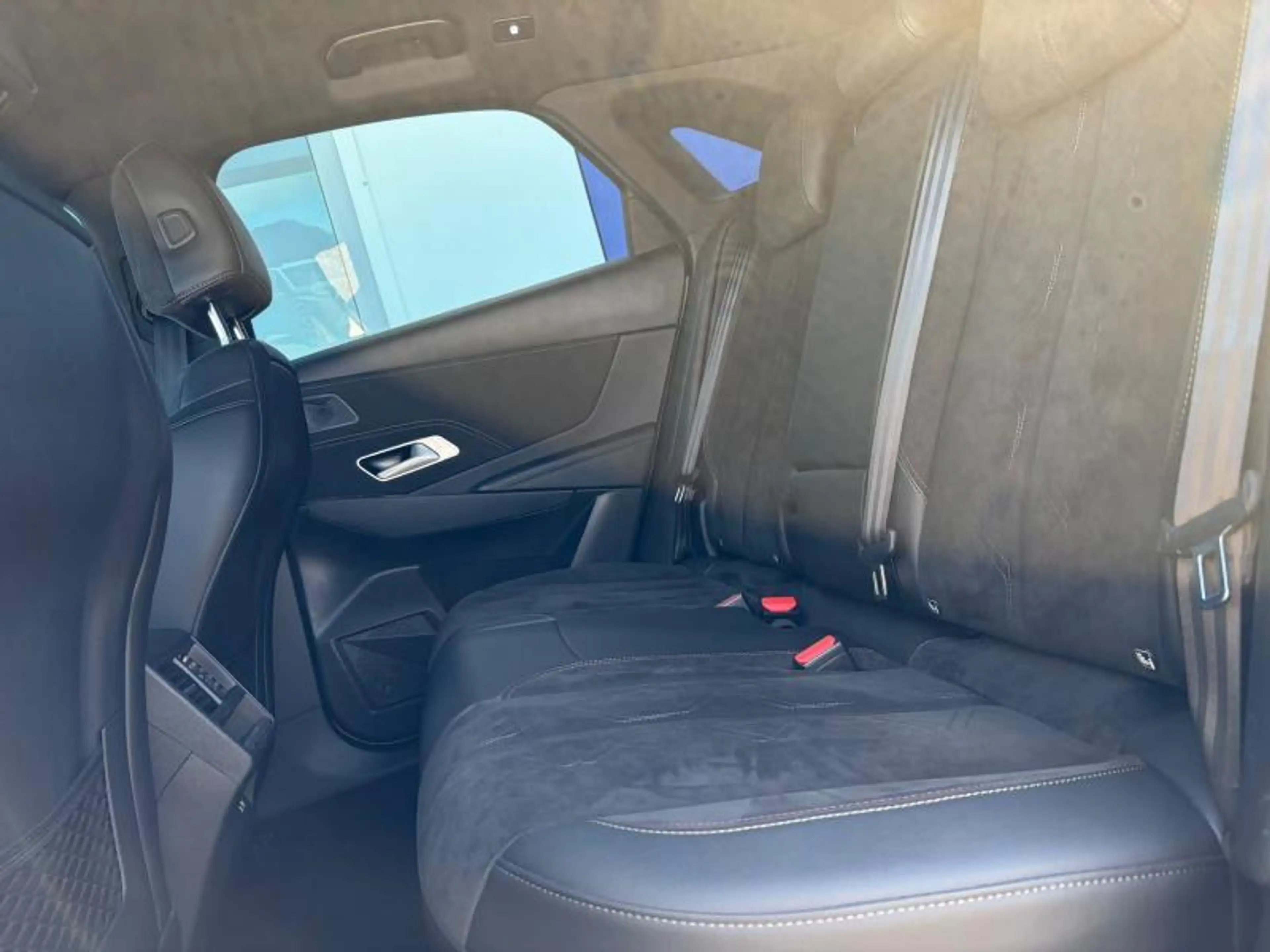 DS Automobiles DS 7 Crossback Performance Line / 1.5 BlueHDi — photo 8