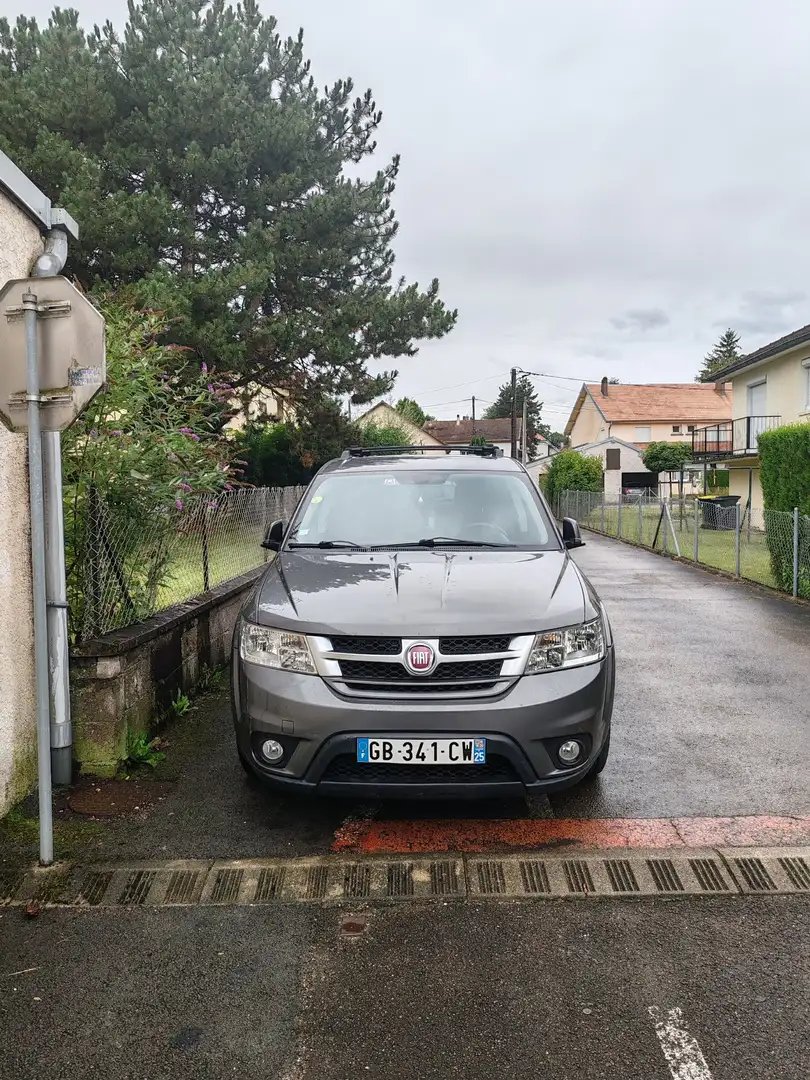 Fiat Freemont 2.0 16V Multijet 170 ch 4x2 Urban - 1