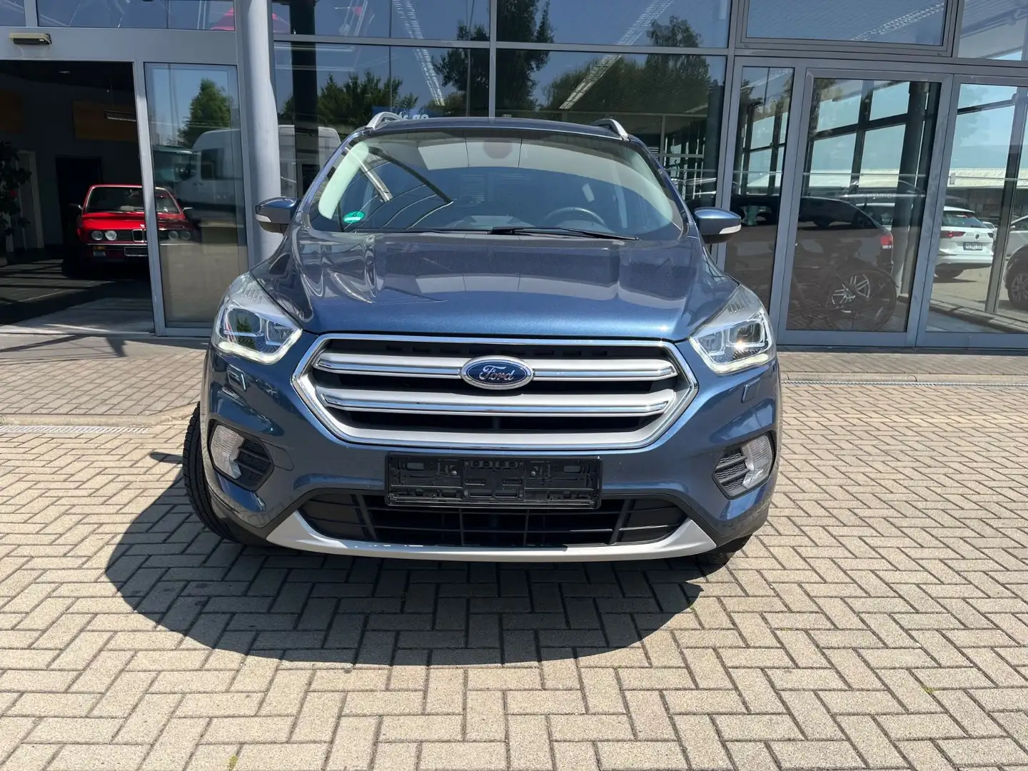 Ford Kuga Titanium BI XENON/TEILLEDER/KEYLESS/KAMERA Bleu - 2