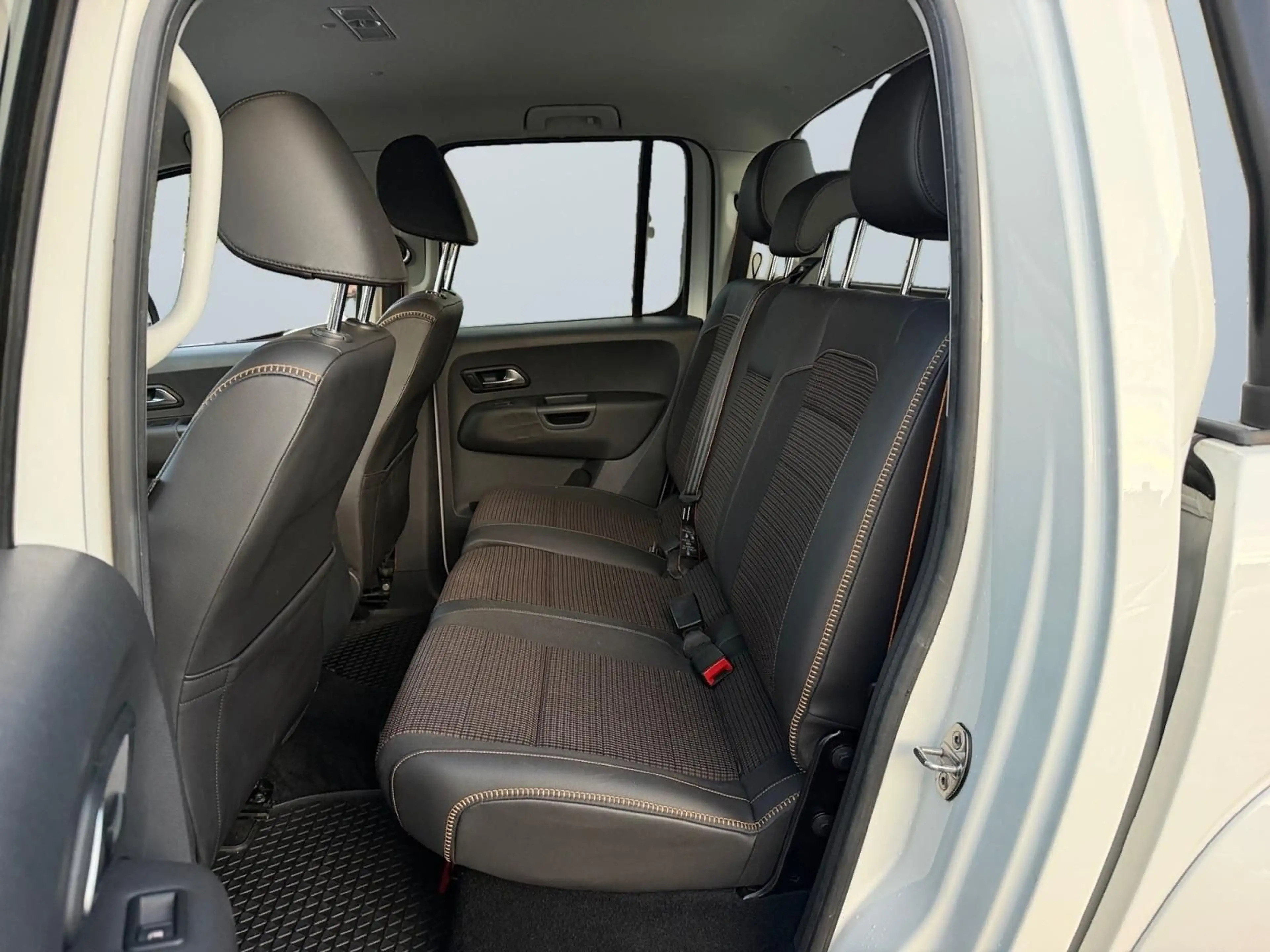 Volkswagen Amarok Canyon 4Motion V6/AUTOMATIK/1.HAND/TOP/XE — photo 15