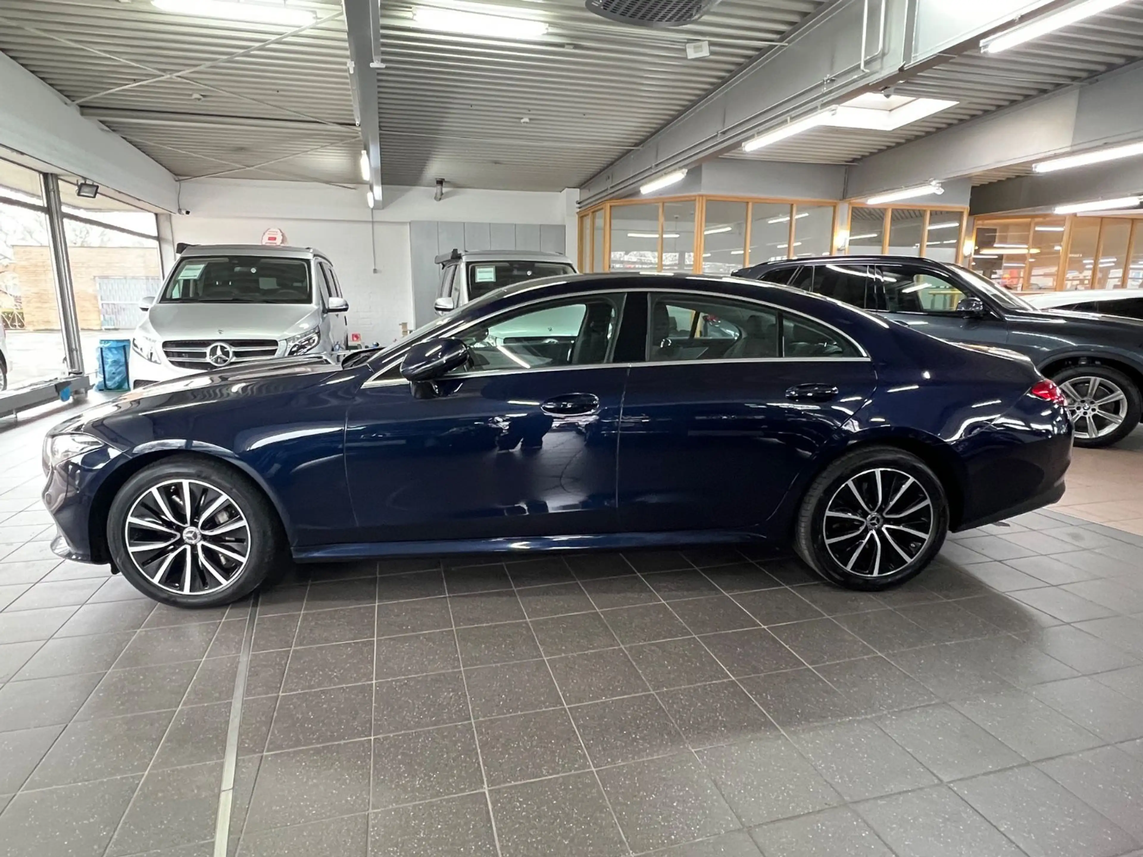 Mercedes-Benz CLS 400 d 4M Avantgarde Widescreen+Park360°+AHK. — photo 8
