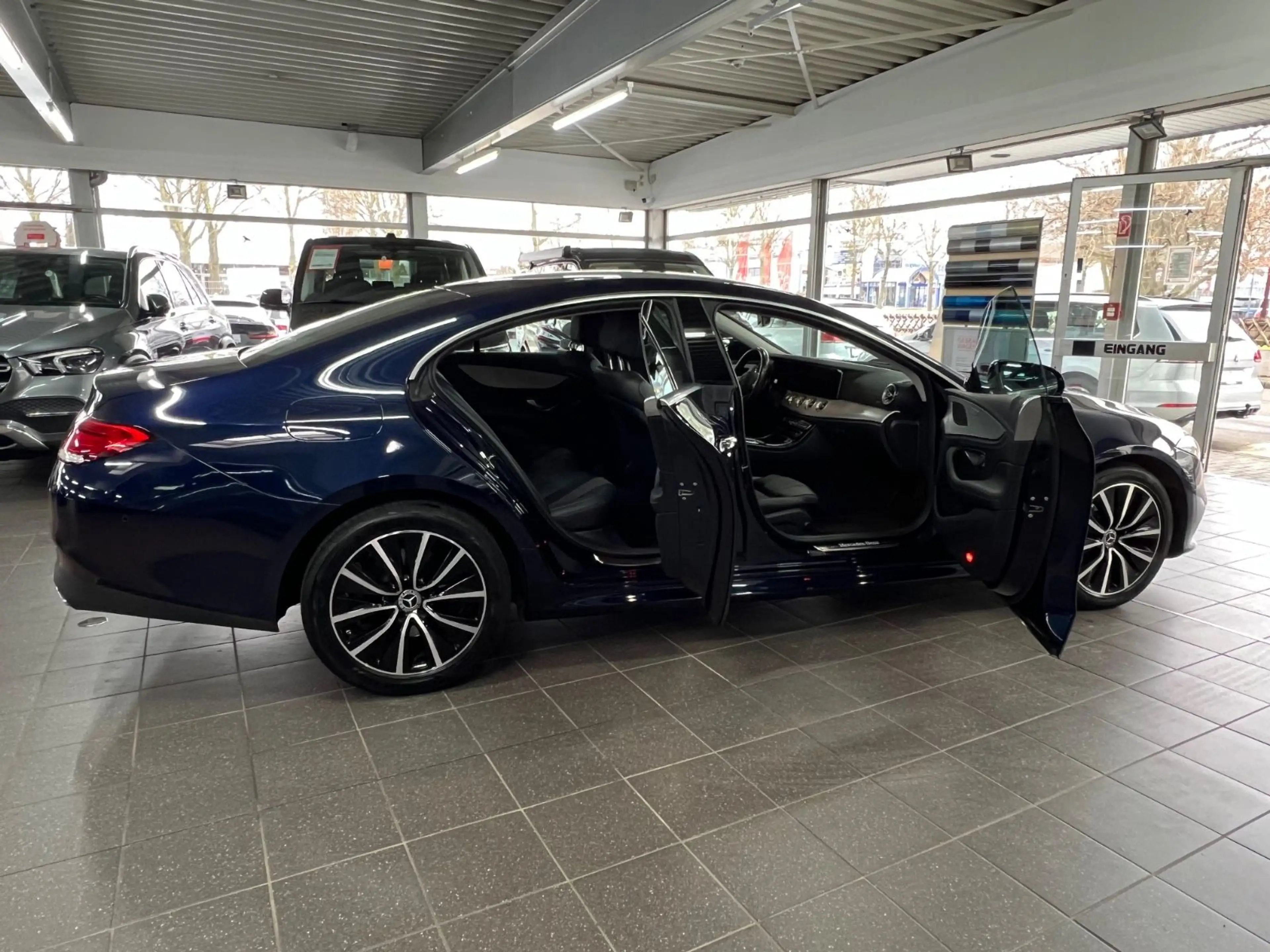 Mercedes-Benz CLS 400 d 4M Avantgarde Widescreen+Park360°+AHK. — photo 6