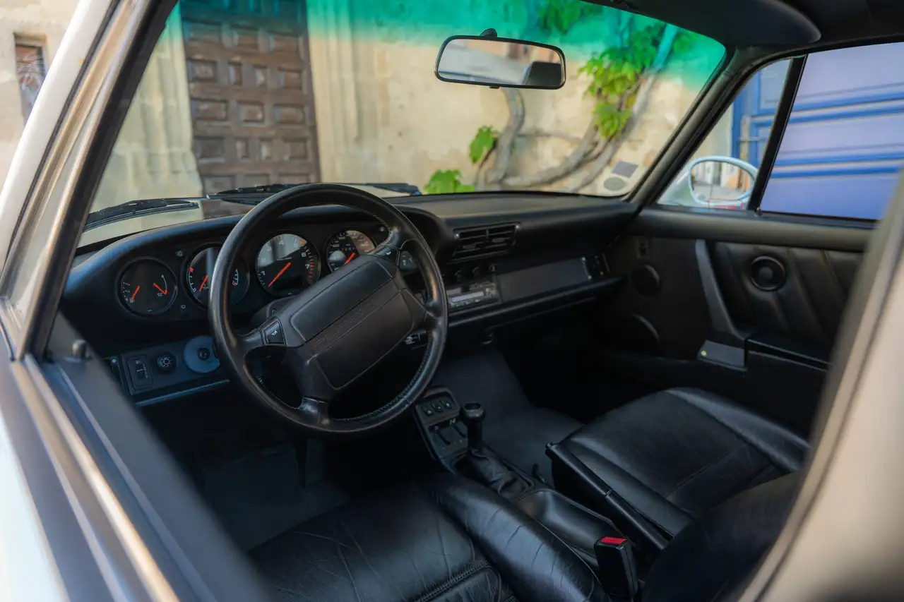 Porsche 964 Carrera 4, foto 6
