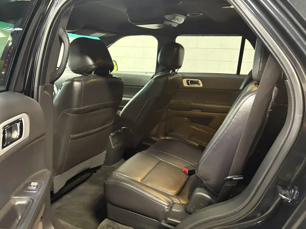Ford Explorer снимка Ford Explorer