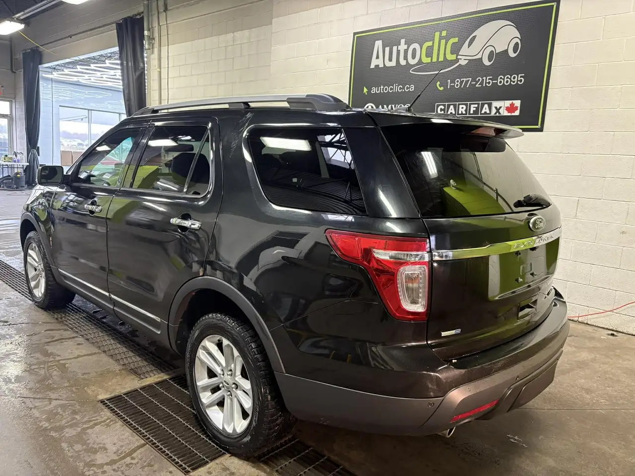 Ford Explorer снимка Ford Explorer