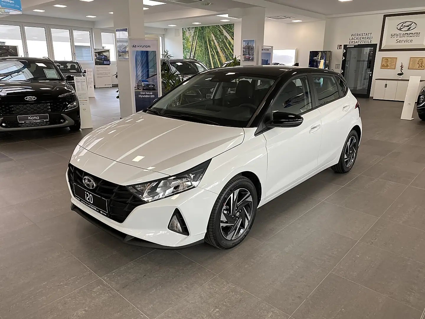 Hyundai i20 1,2 MPI i-Line Plus *RFK* *Sitzheizung* Weiß - 2