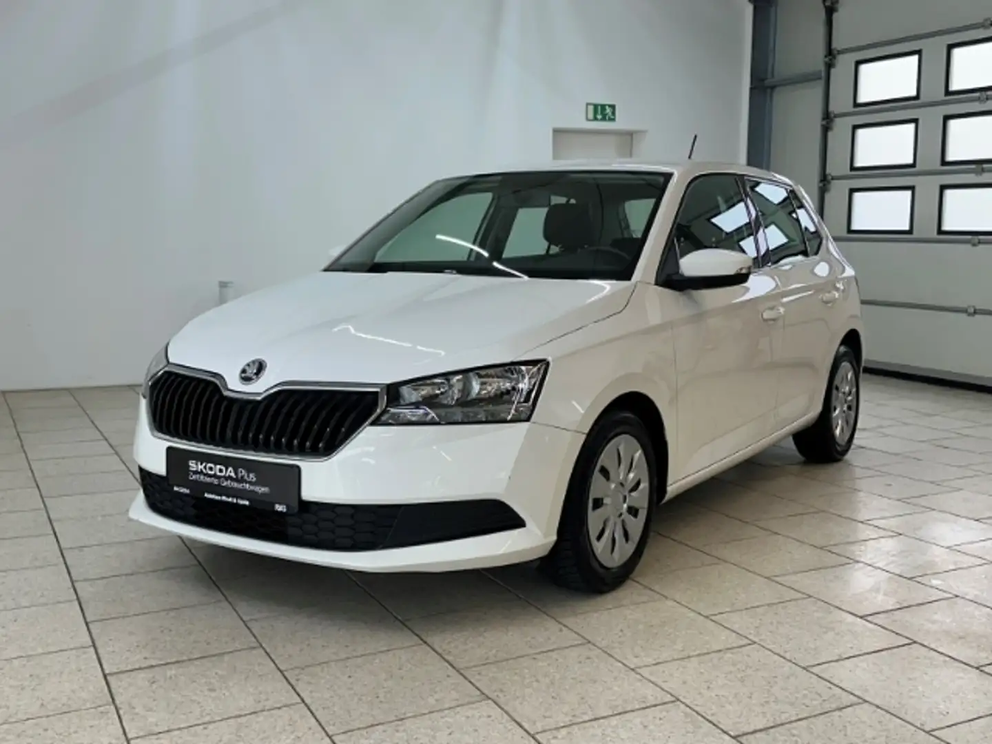 Skoda Fabia 1.0 MPI Active SHZ PDC Freisprech Weiß - 2