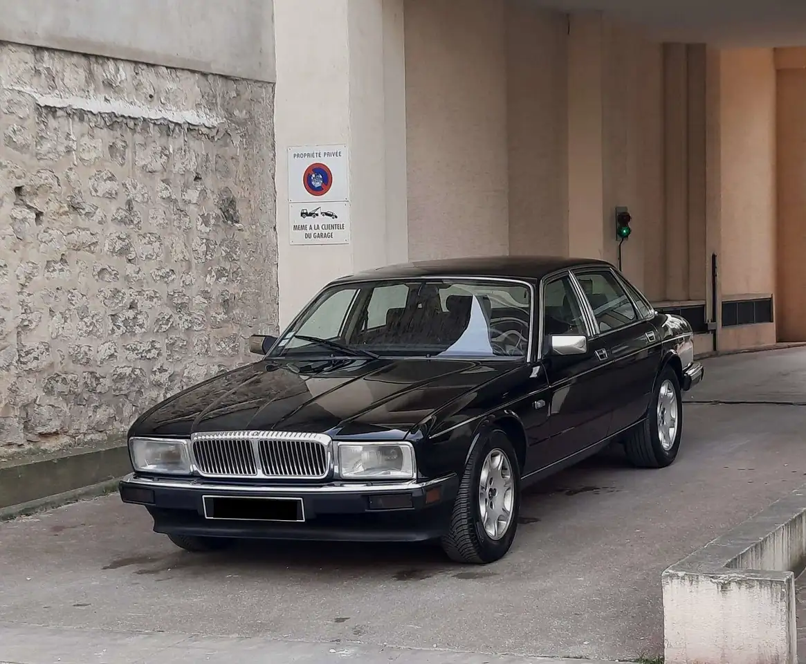 1989 - Jaguar Daimler Daimler Boîte automatique Berline
